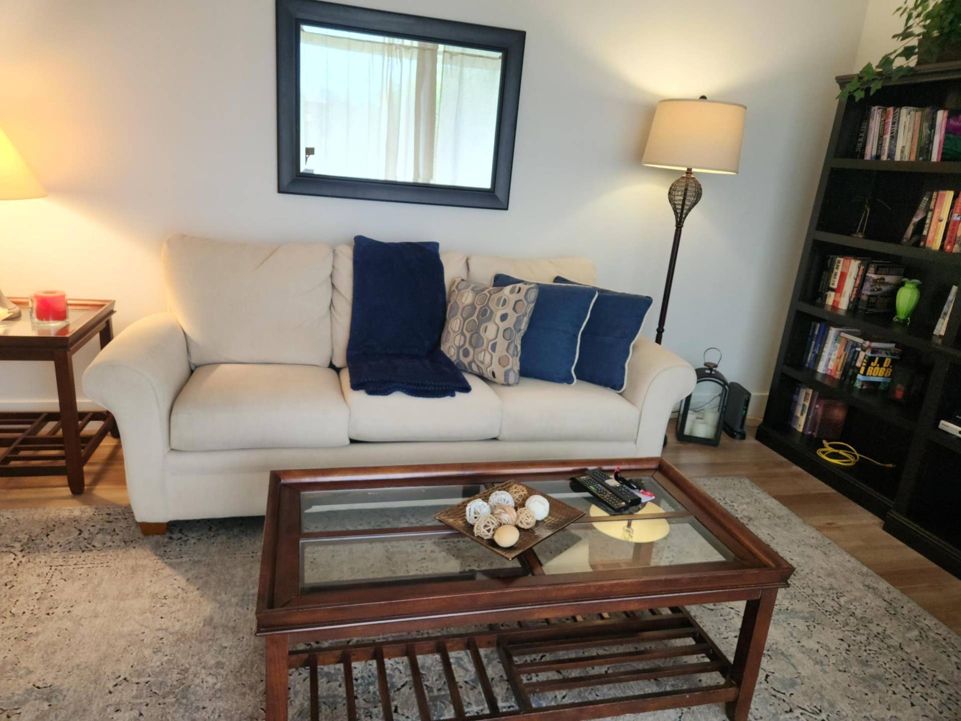 825 Egret Circle, #311, Delray Beach, FL 33444 Pull Out Couch