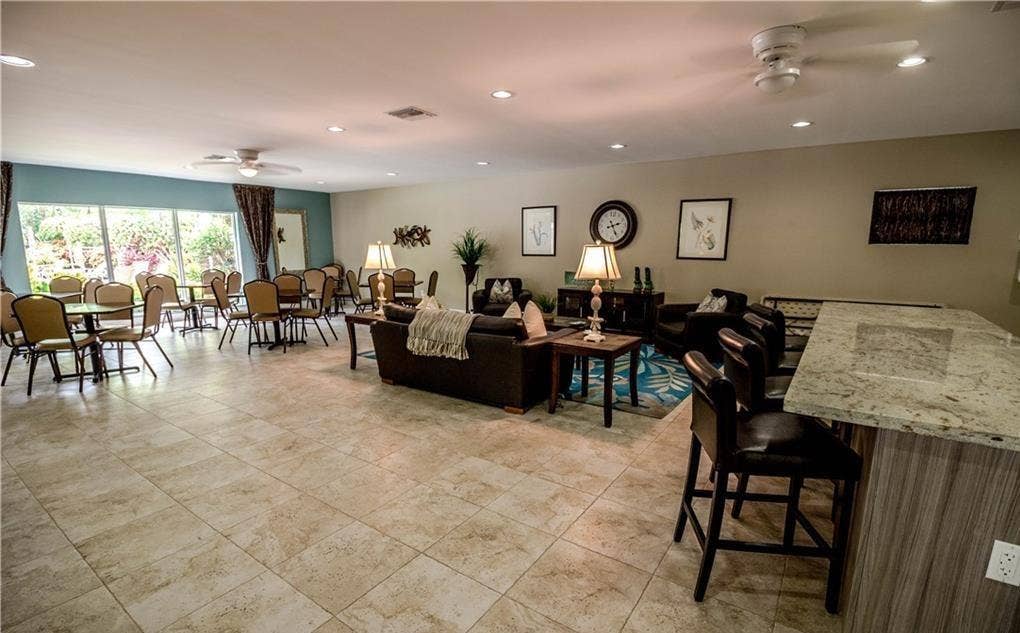 1of2 exclusive clubhouses