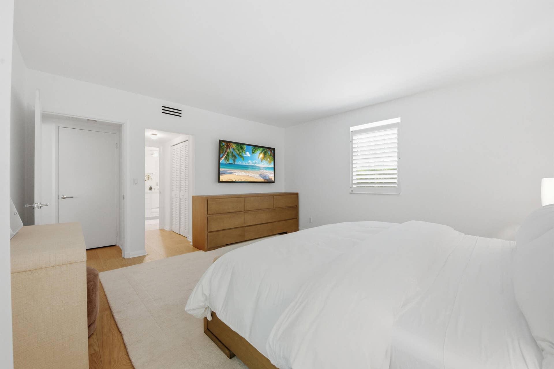 226 Brazilian Avenue, #2b, Palm Beach, FL 33480 MASTER BEDROOM