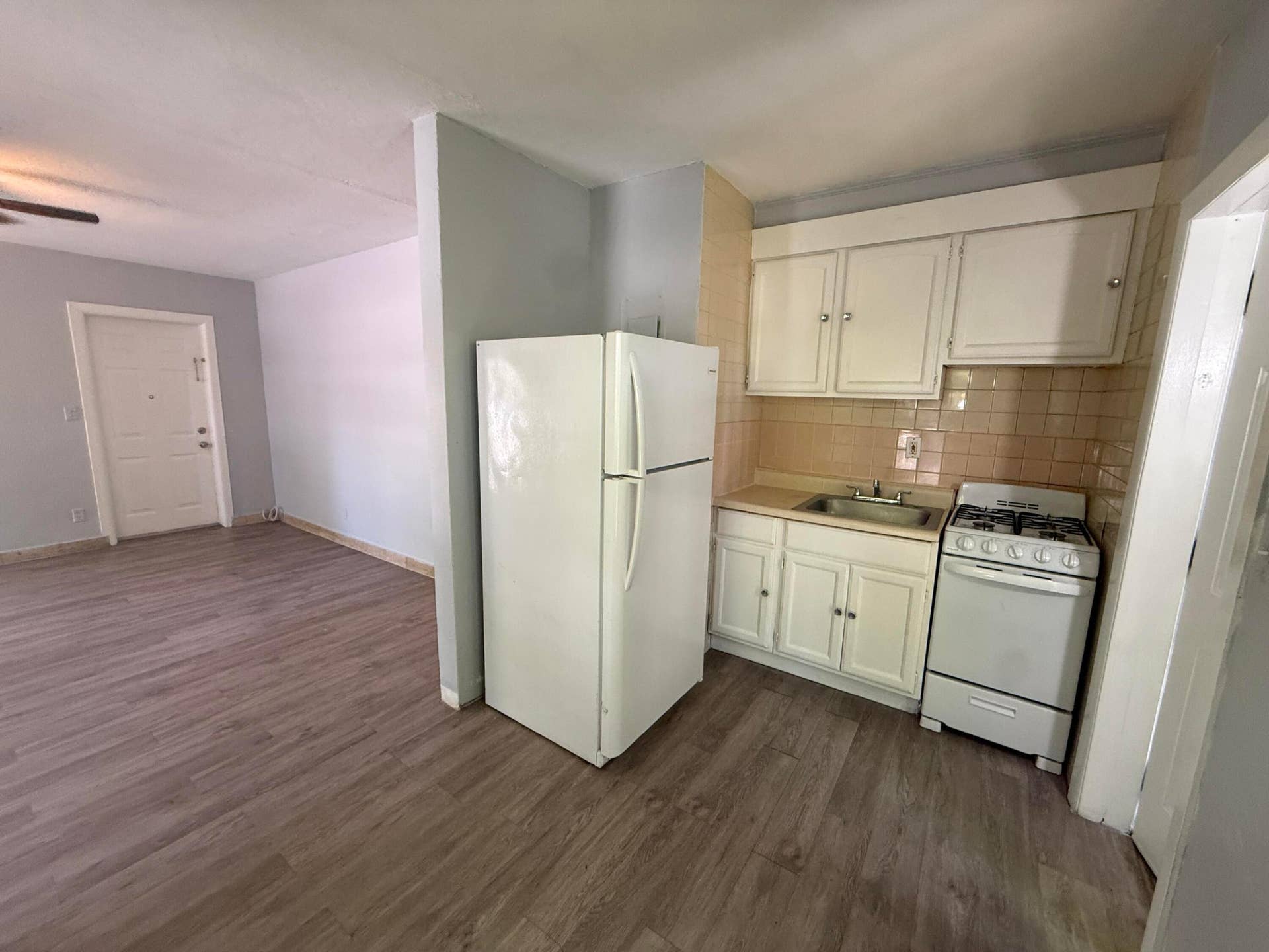 643 NE 17TH Terrace, #4, Fort Lauderdale, FL 33304 image00011 (3)