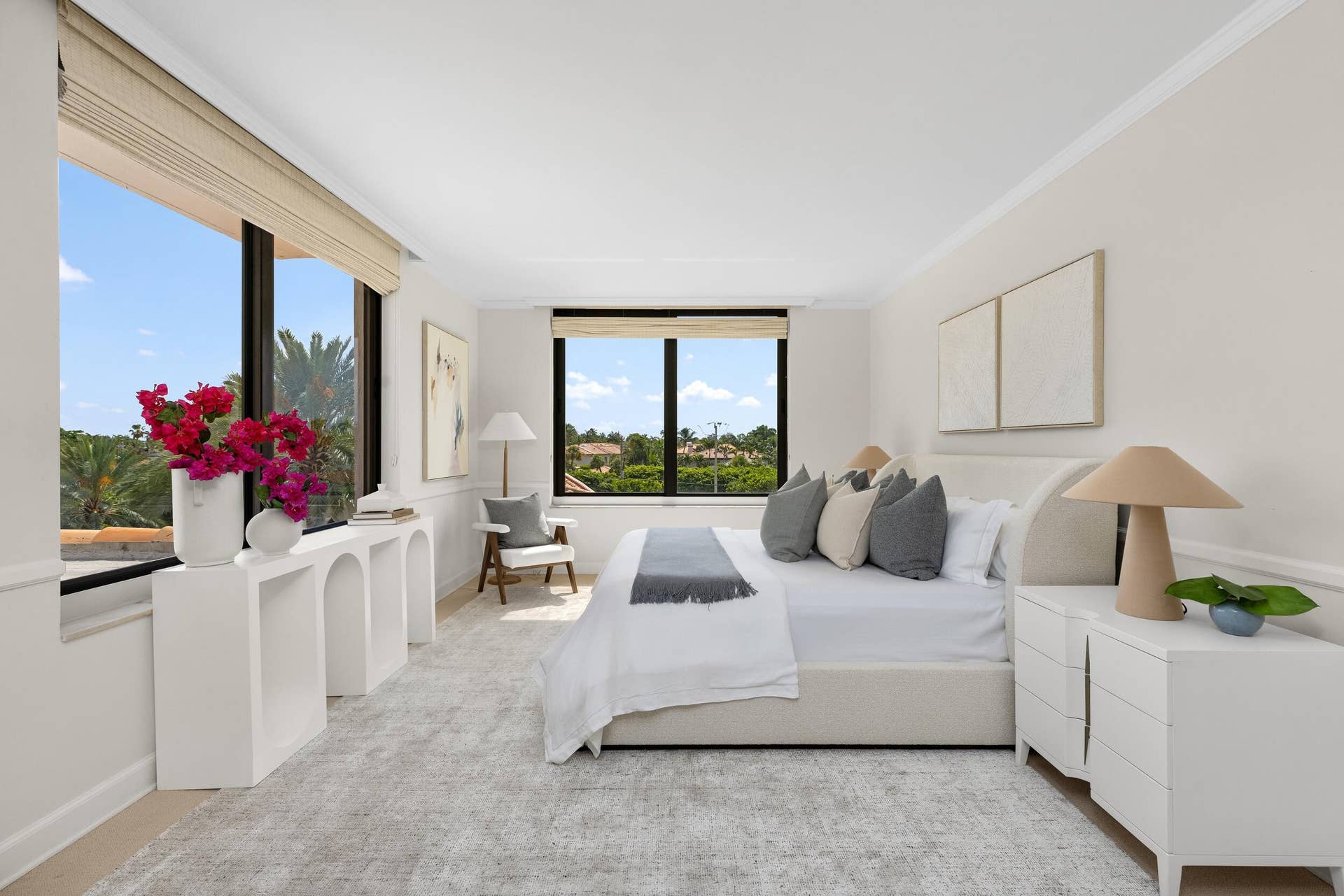 200 Bradley Place, #301, Palm Beach, FL 33480 Guest Bed