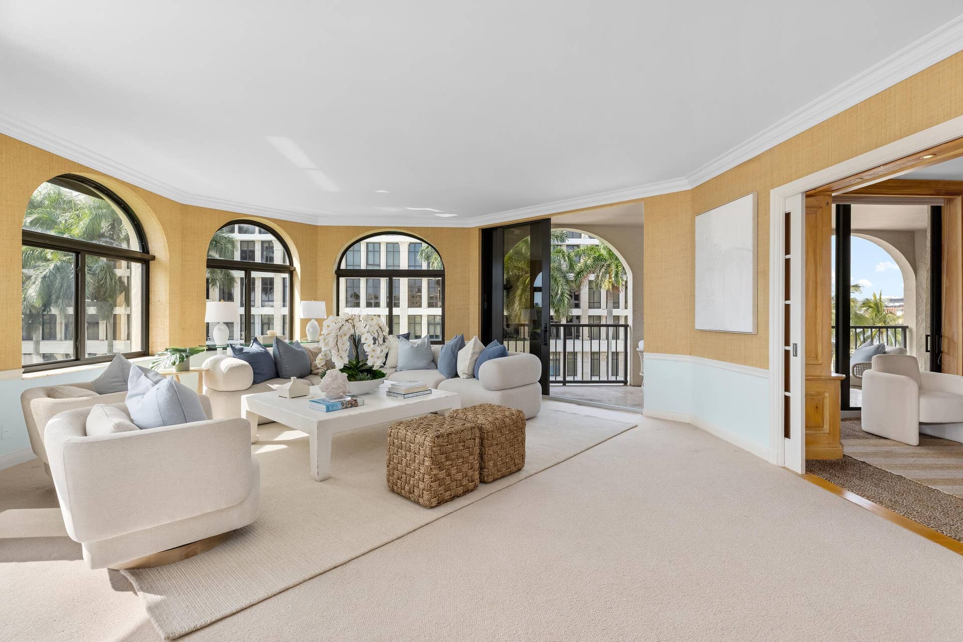 200 Bradley Place, #301, Palm Beach, FL 33480 Living Room