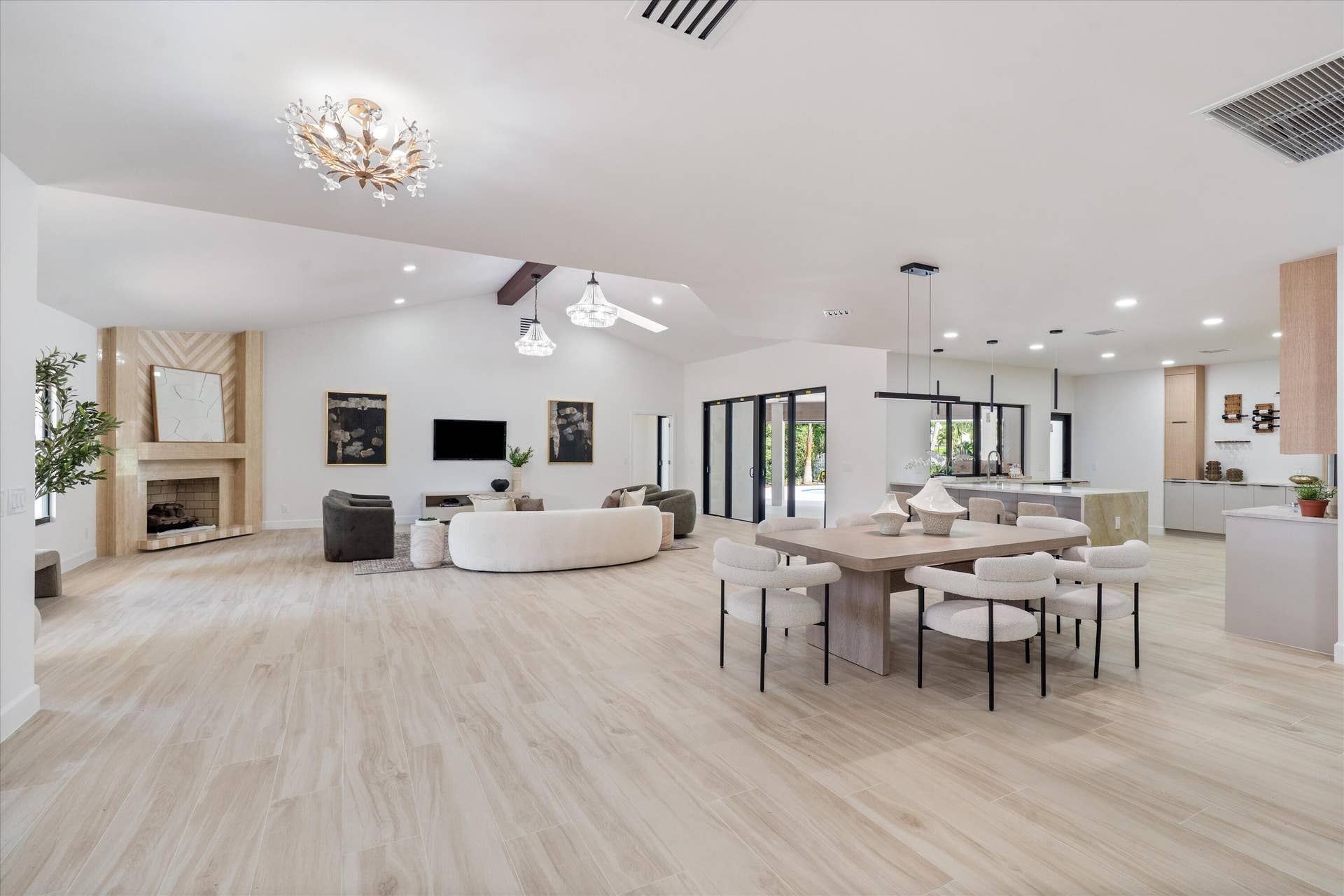 Expansive Living with Effortless Flow