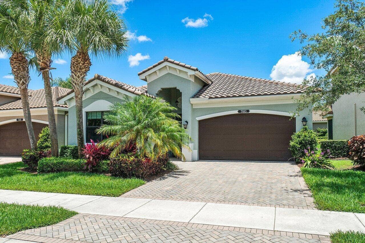 7883 Clay Mica Court, Delray Beach, FL 33446 Sorrento Model Lake View