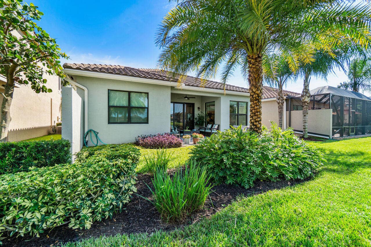 7883 Clay Mica Court, Delray Beach, FL 33446 Sorrento Model Lake View