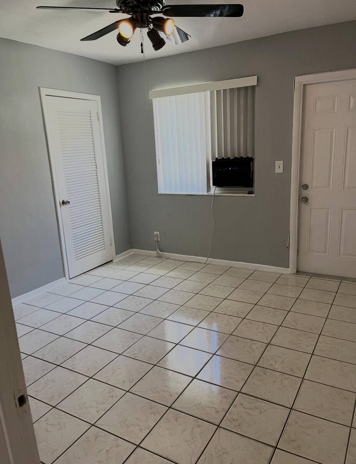 1241 SE 3RD Street, #1-4, Deerfield Beach, FL 33441 377c7682-17a6-4085-a879-4d34f3d042d1