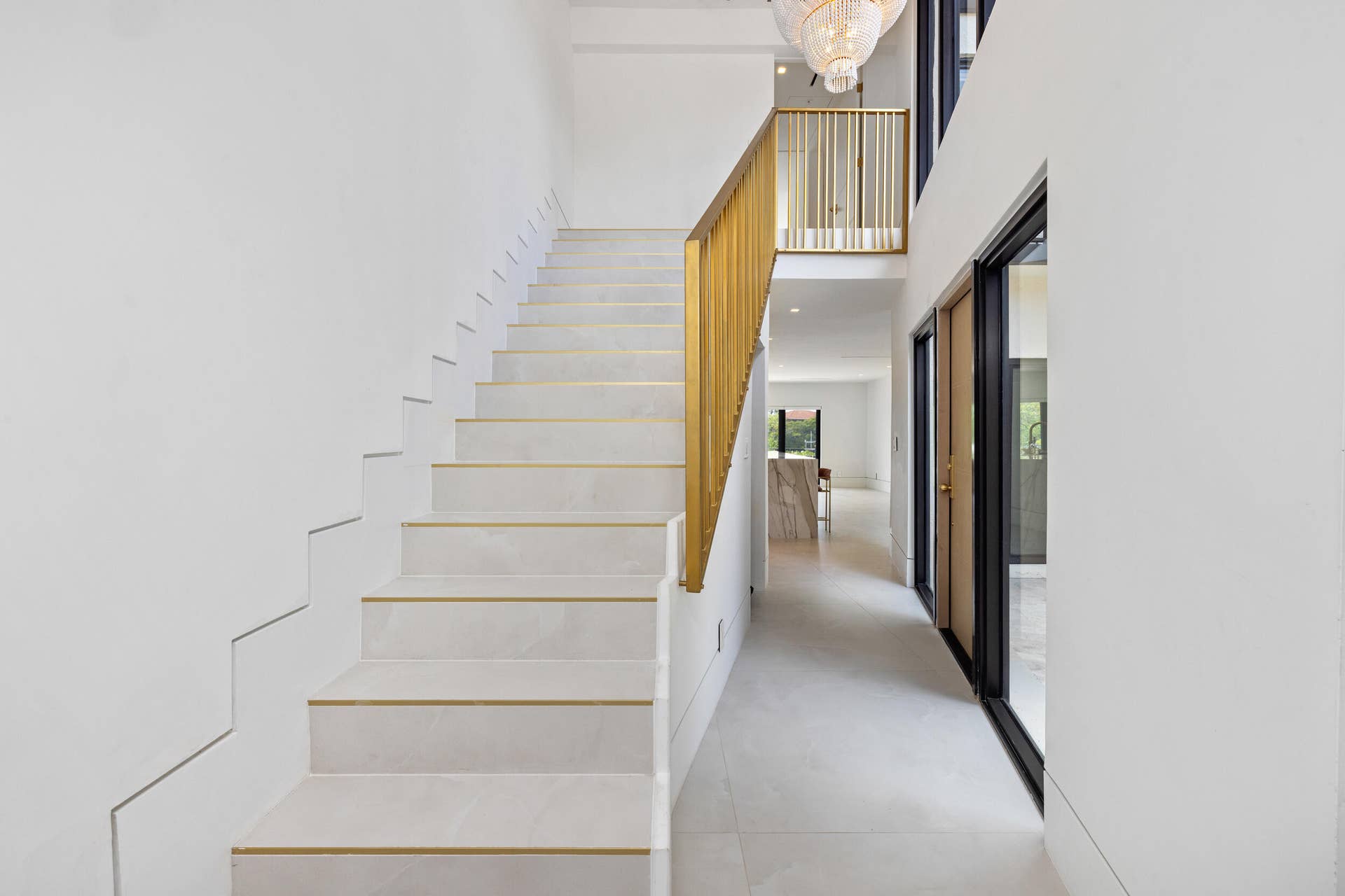 3474 S OCEAN Boulevard, #10, Palm Beach, FL 33480 Two-Story Foyer featuring custom brass railing