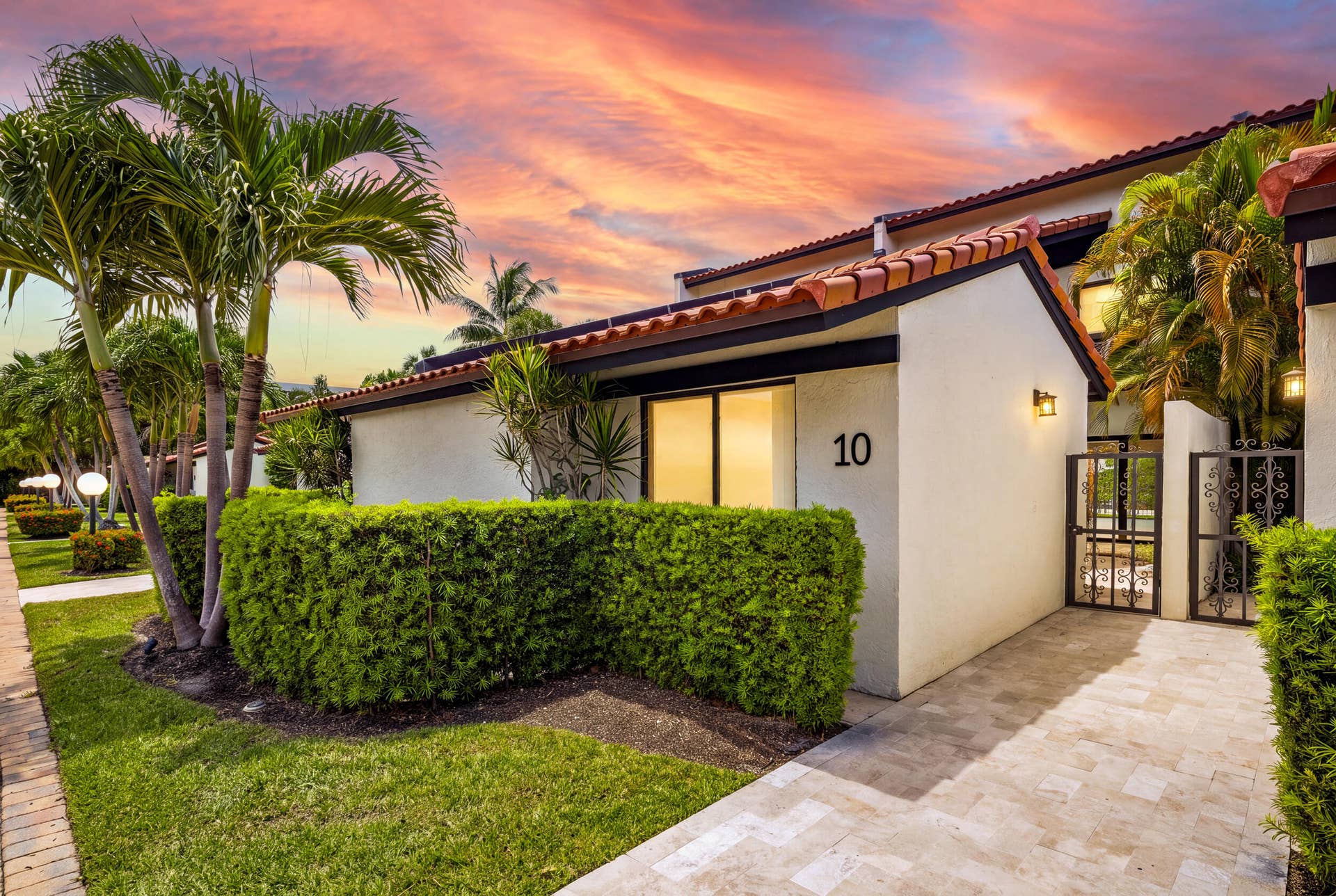 3474 S OCEAN Boulevard, #10, Palm Beach, FL 33480 Sunset Townhouse 10