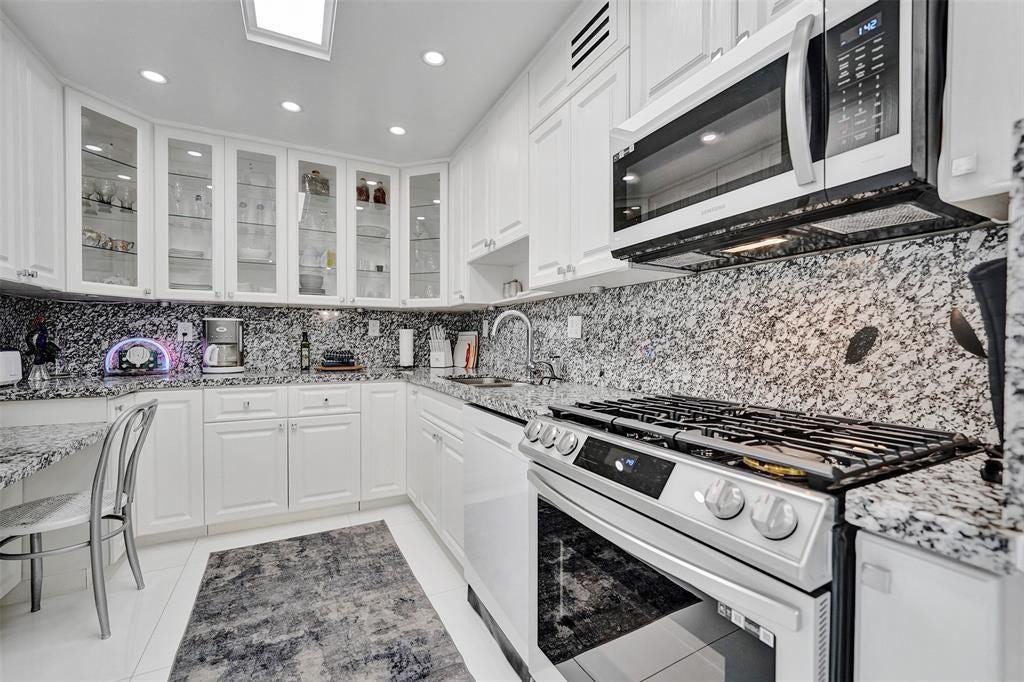 2030 S OCEAN Drive, #510, Hallandale Beach, Hallandale Beach, FL 33009 Photo 3