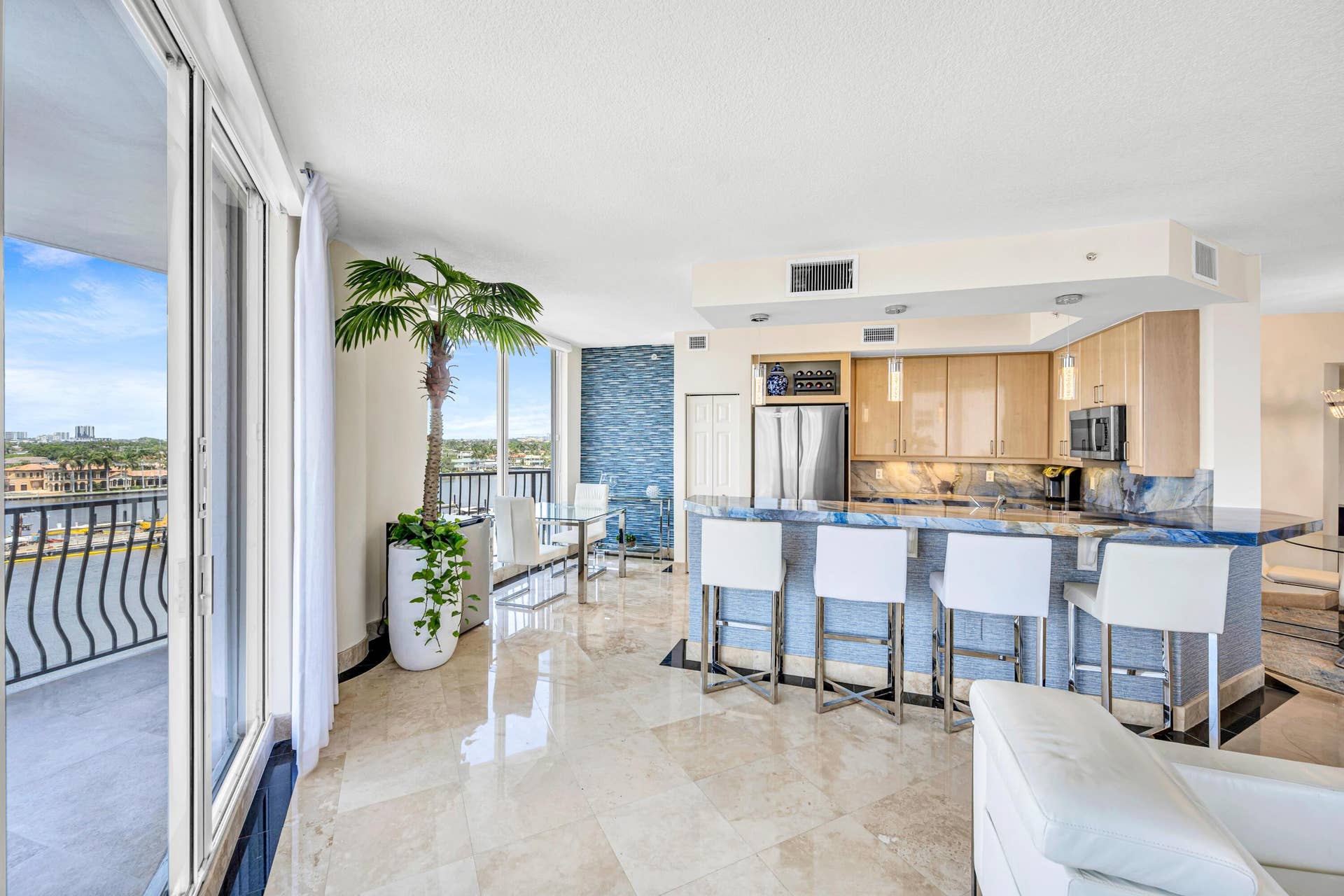 100 S BIRCH Road, #806B, Fort Lauderdale, FL 33316 100 S BIRCH RD--15