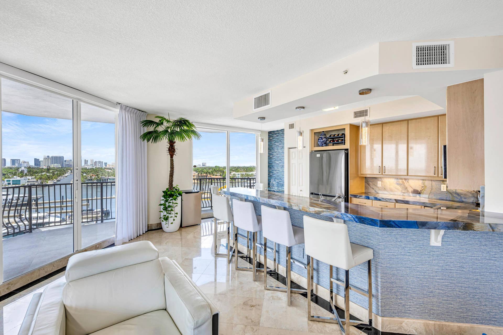 100 S BIRCH Road, #806B, Fort Lauderdale, FL 33316 100 S BIRCH RD--14