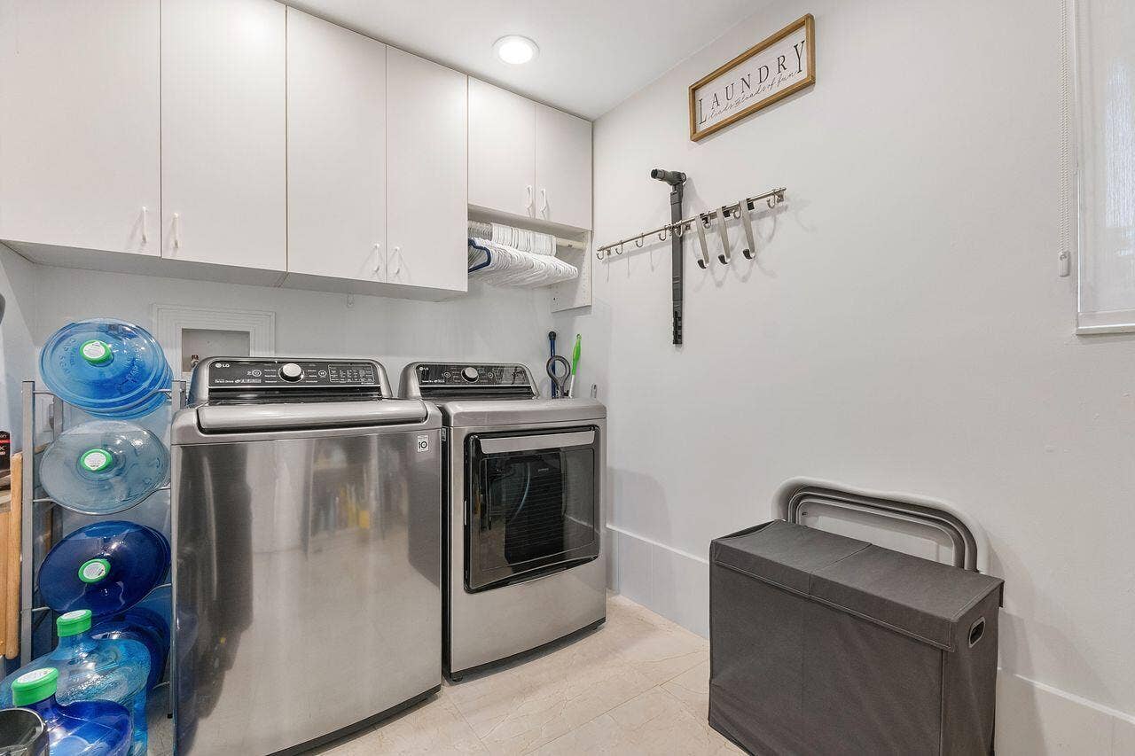 1081 BEL AIRE Drive E, Pembroke Pines, FL 33027 1081_Bel_Aire_Dr_E_039