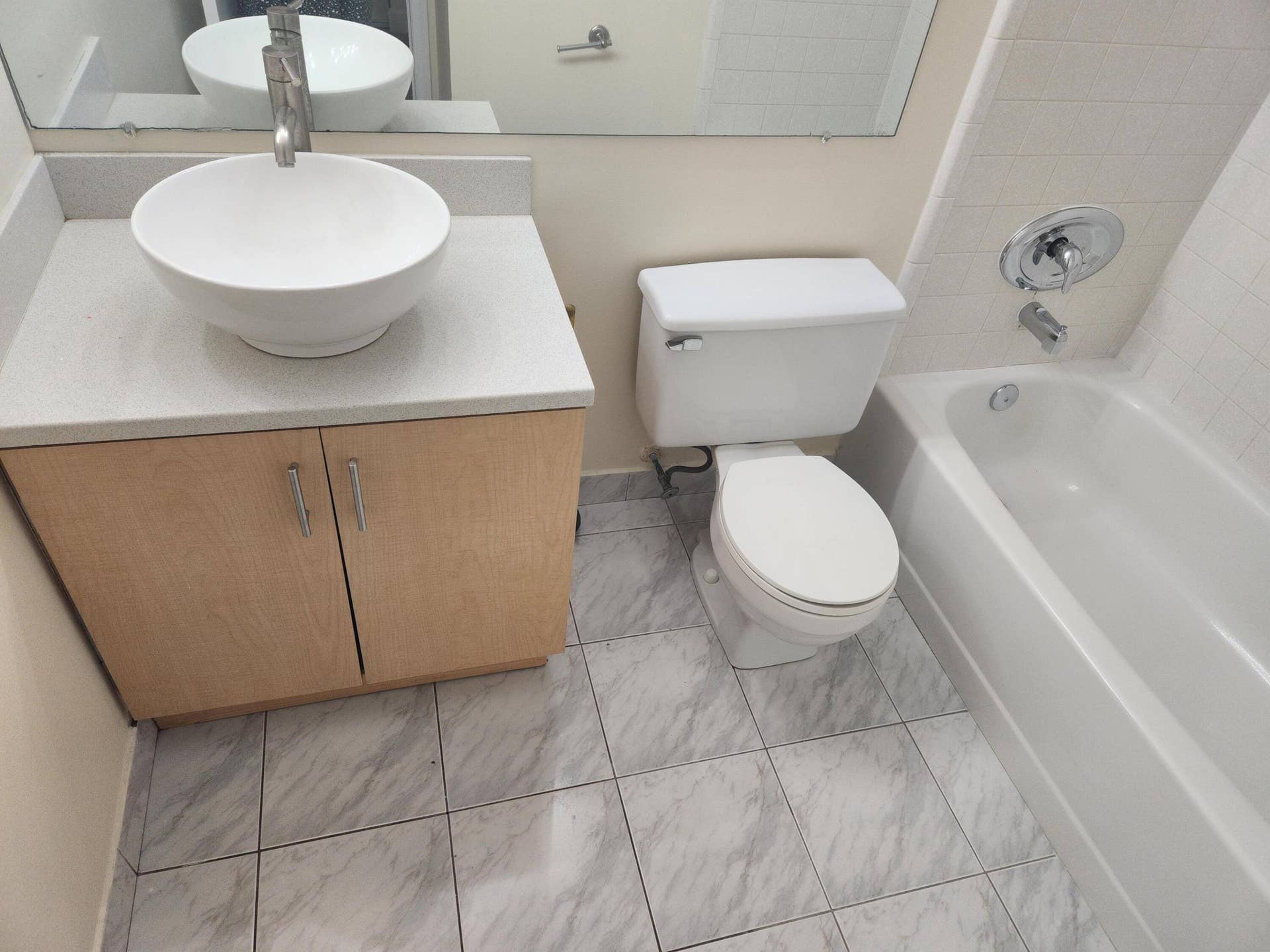 2nd bathroom