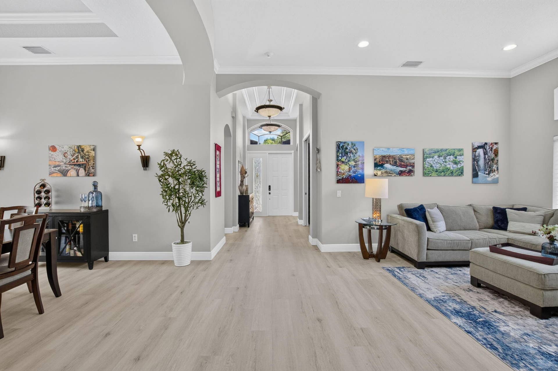 7326 Cortes Lake Drive, Delray Beach, FL 33446 ENTRYWAY/LIVING ROOM/DINING ROOM