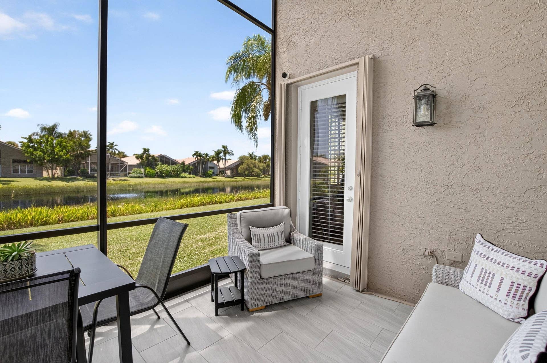 7326 Cortes Lake Drive, Delray Beach, FL 33446 SCREENED-IN LANAI