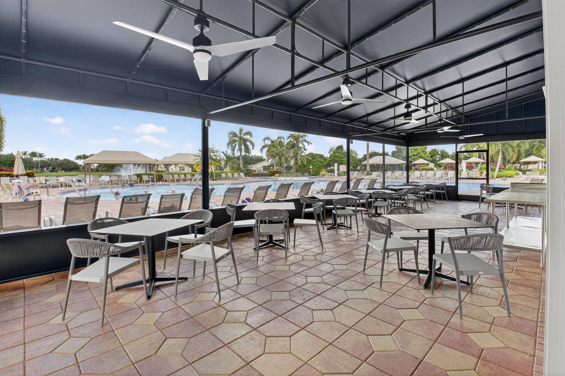 7326 Cortes Lake Drive, Delray Beach, FL 33446 CAFE OUTDOOR DINING