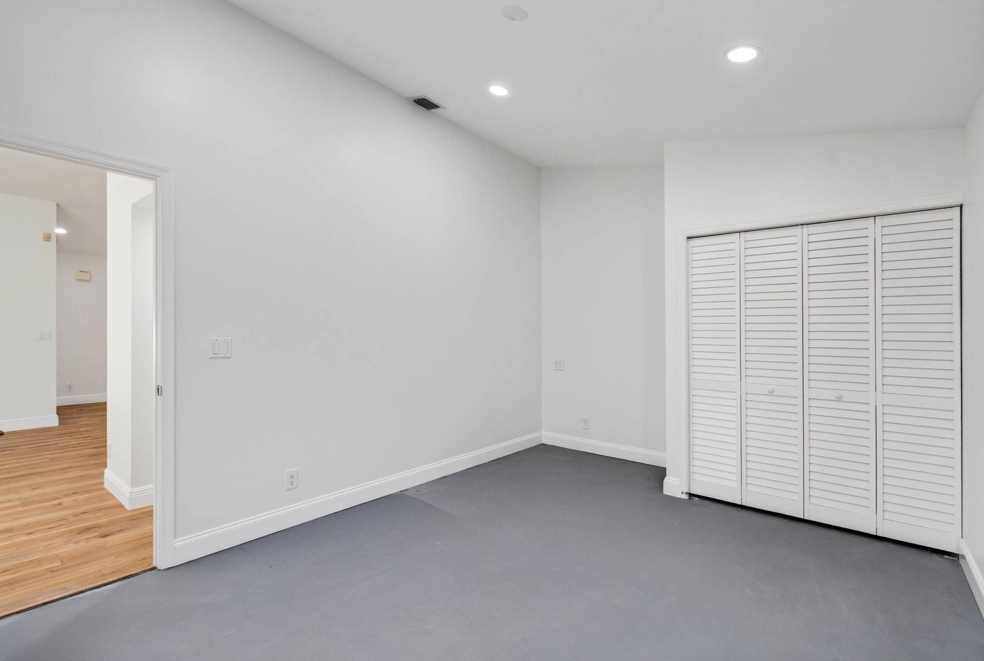 15441 Strathearn Drive, Delray Beach, FL 33446 with Large Closet with Custom Organizers