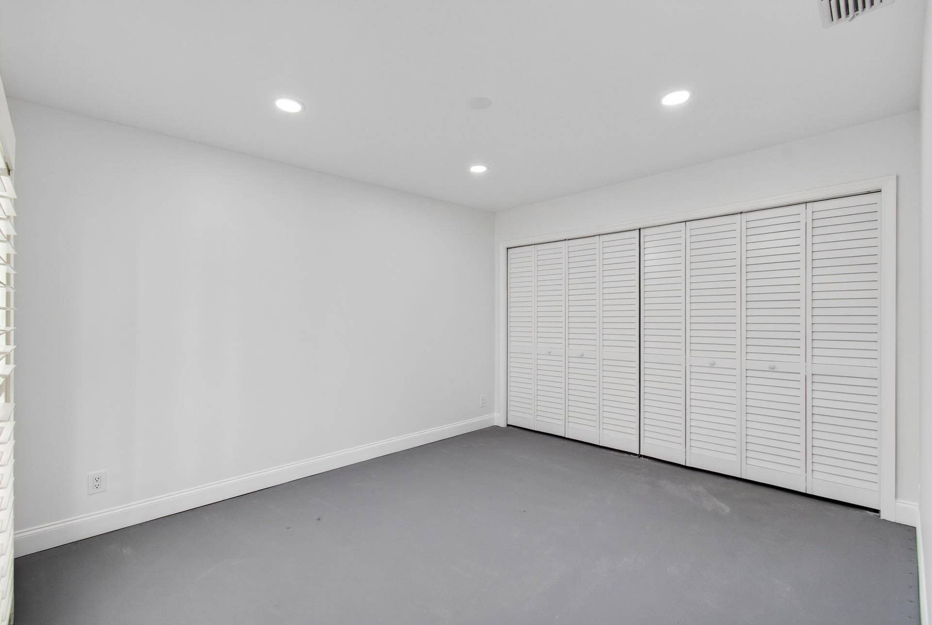 15441 Strathearn Drive, Delray Beach, FL 33446 with Lots of Closet Space with Professional Organizers