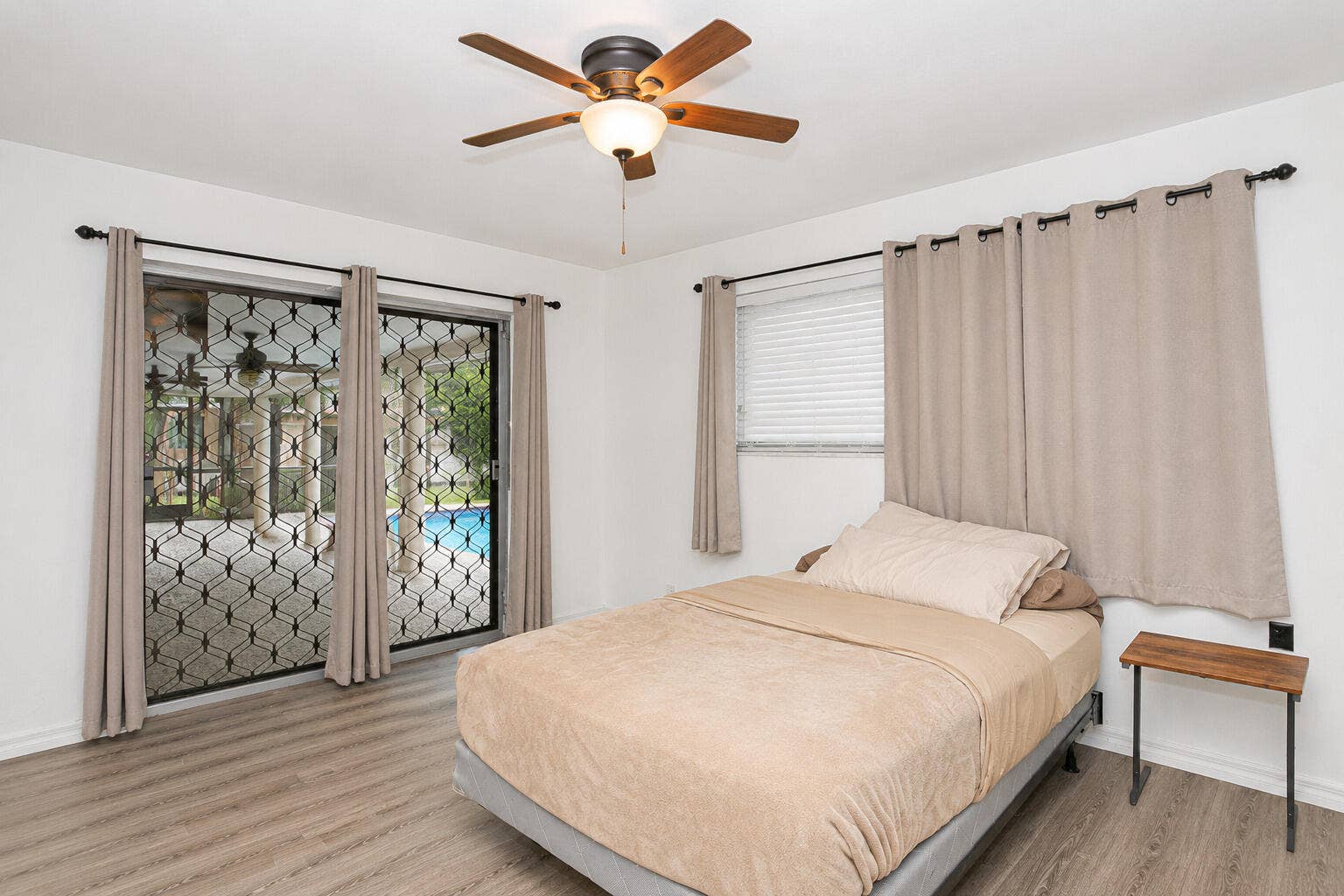 4511 E Country Club Circle, Plantation, FL 33317 44