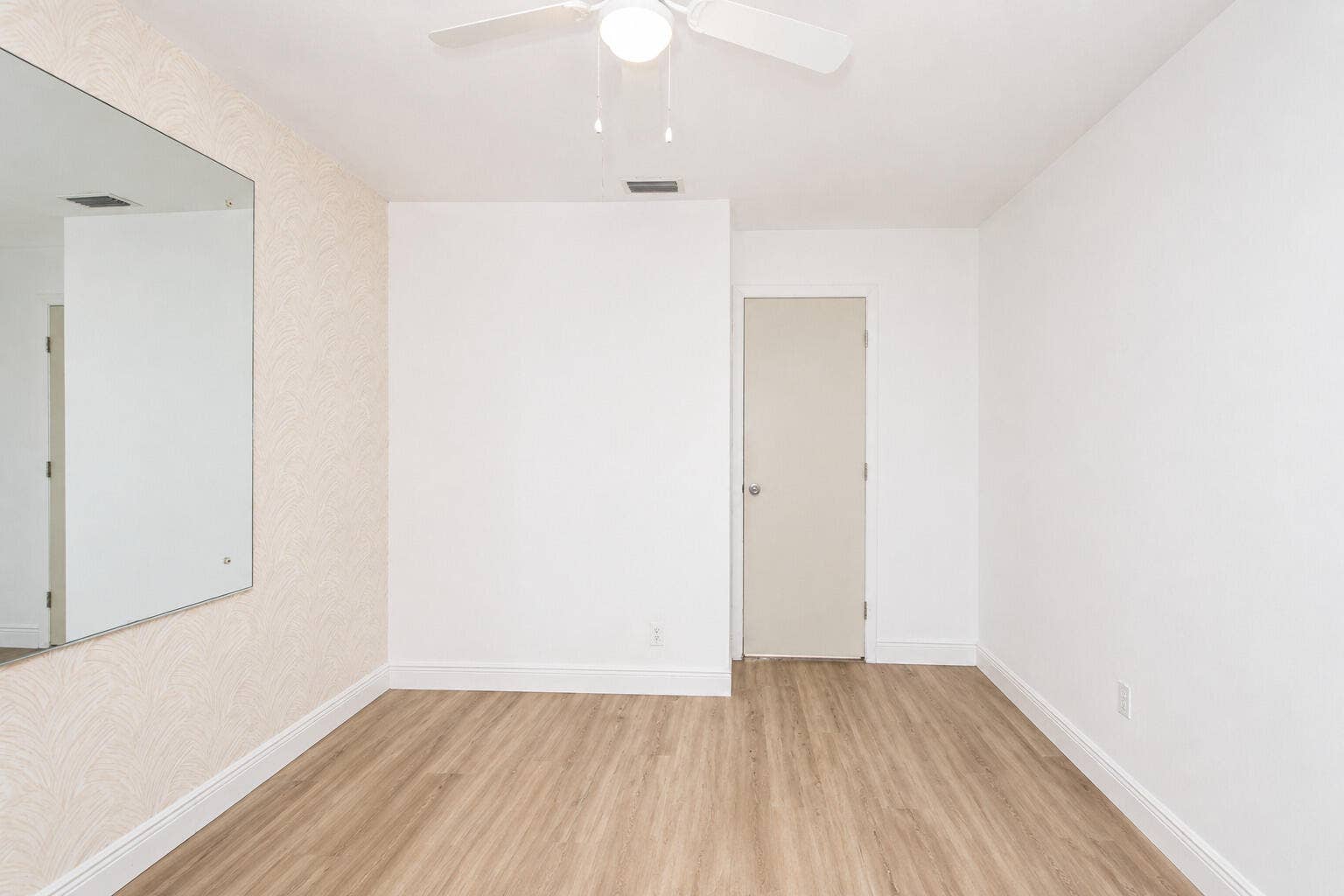 4511 E Country Club Circle, Plantation, FL 33317 55