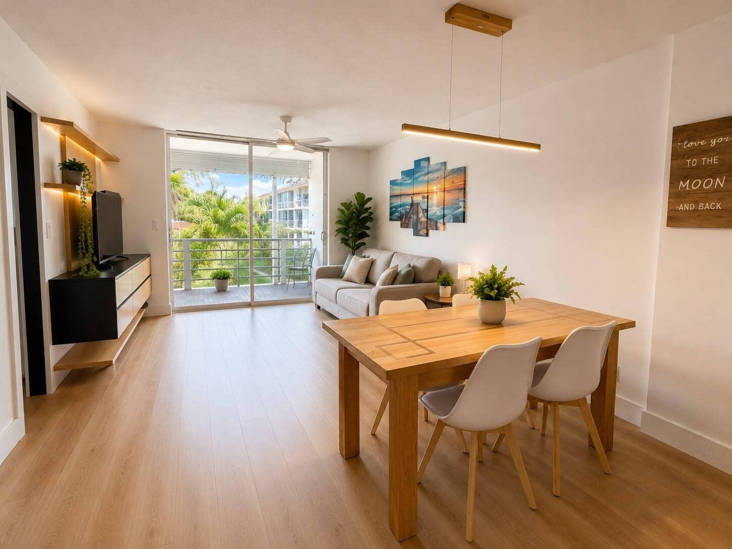 4502 N Federal Highway, #231D, Lighthouse Point, FL 33064 living room