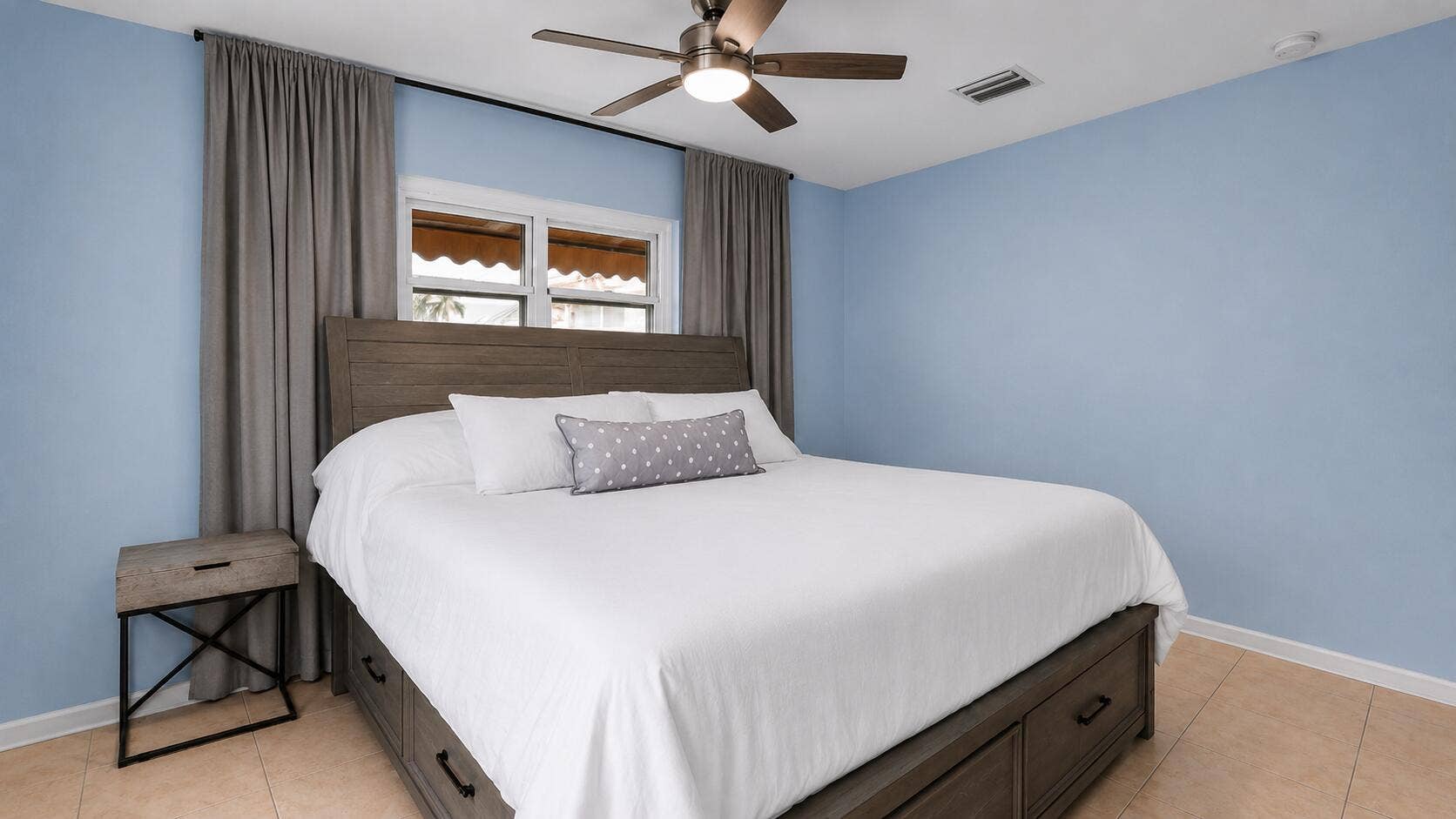 935 Nautilus Isle, Dania Beach, FL 33004 ChatGPT Image Aug 19, 2026 at 09_33_11 A