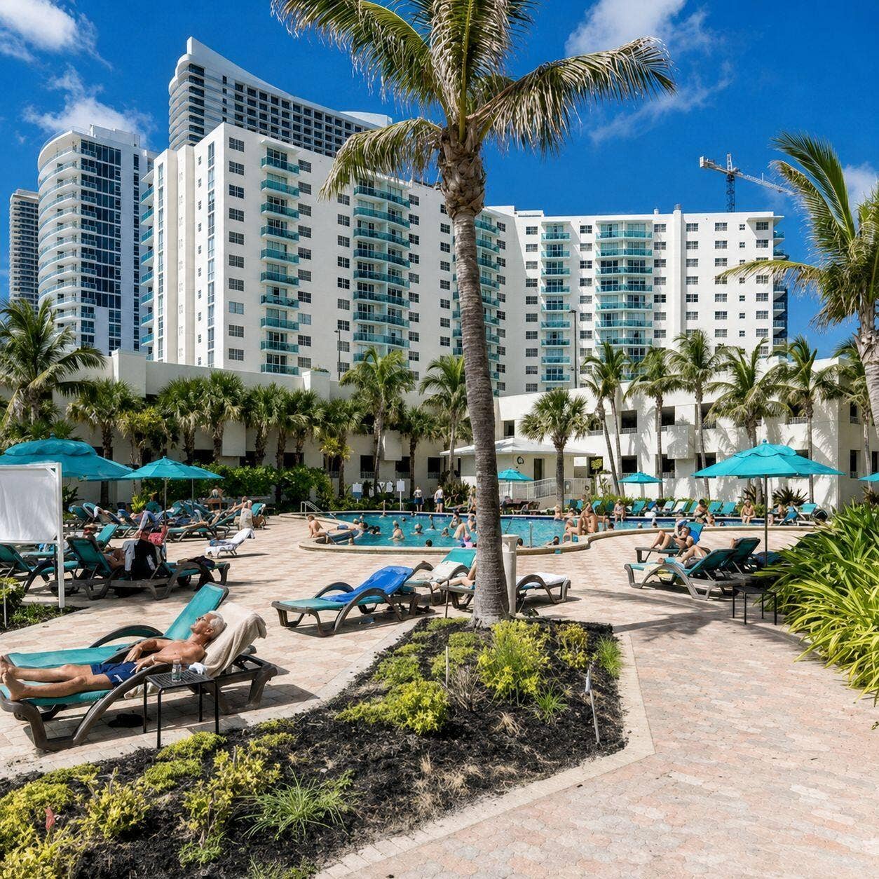 3801 S Ocean Drive, #8b, Hollywood, FL 33019 WhatsApp Image 2026-08-18 at 20.11.21 (3