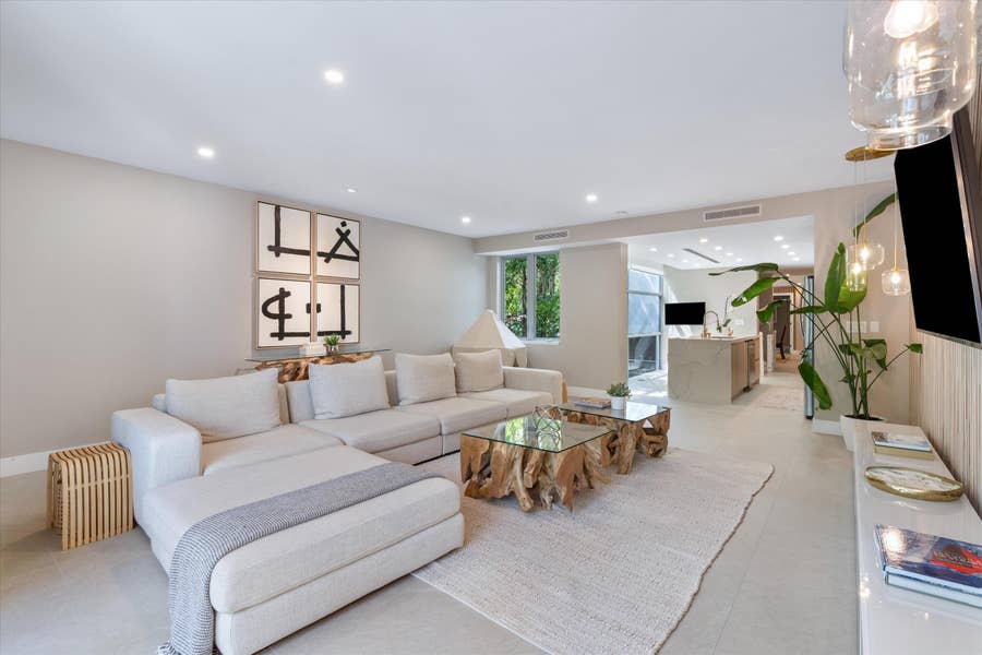 Property photo for 1509 NE 4th Place, Fort Lauderdale, FL