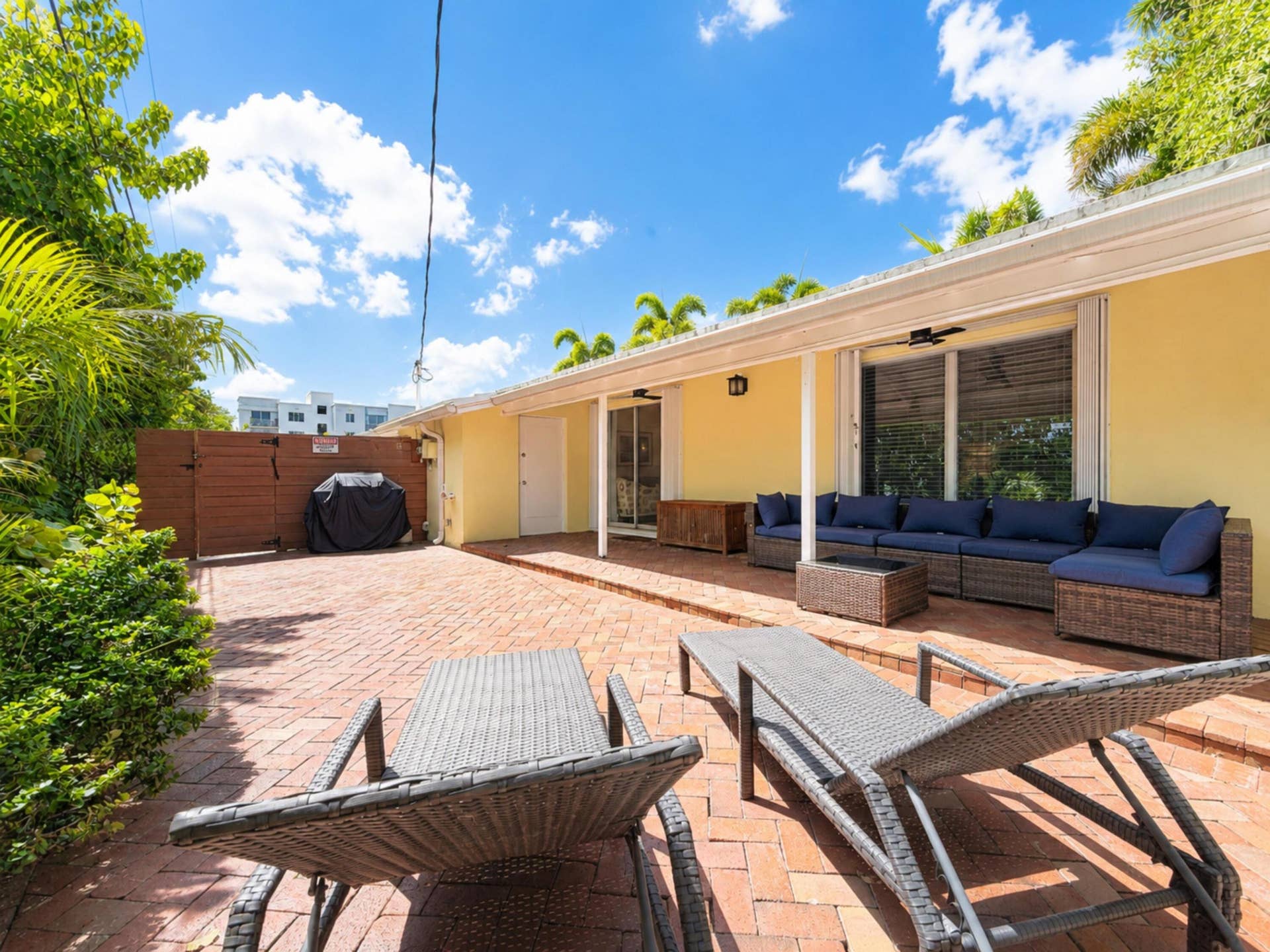 1400 NE 21ST Street, Wilton Manors, FL 33305 33
