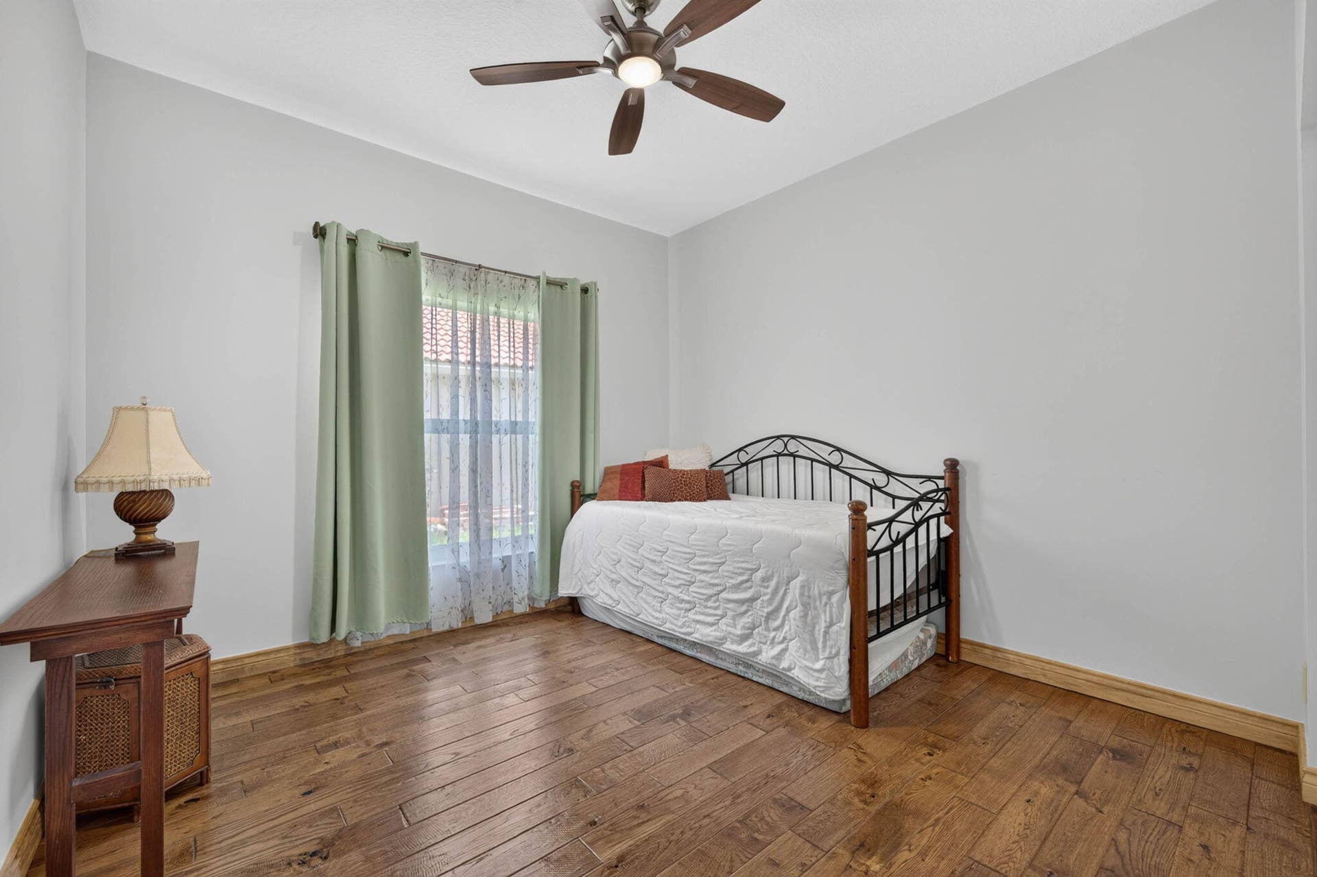 11026 NW 62ND Court, Parkland, FL 33076 51-web-or-mls-DSC_5008