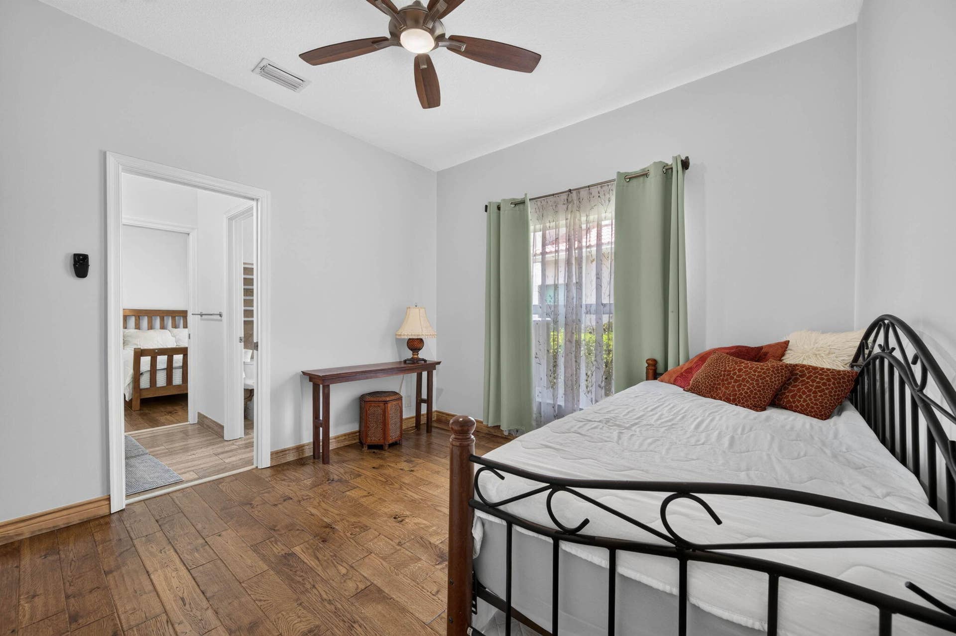 11026 NW 62ND Court, Parkland, FL 33076 52-web-or-mls-DSC_5019