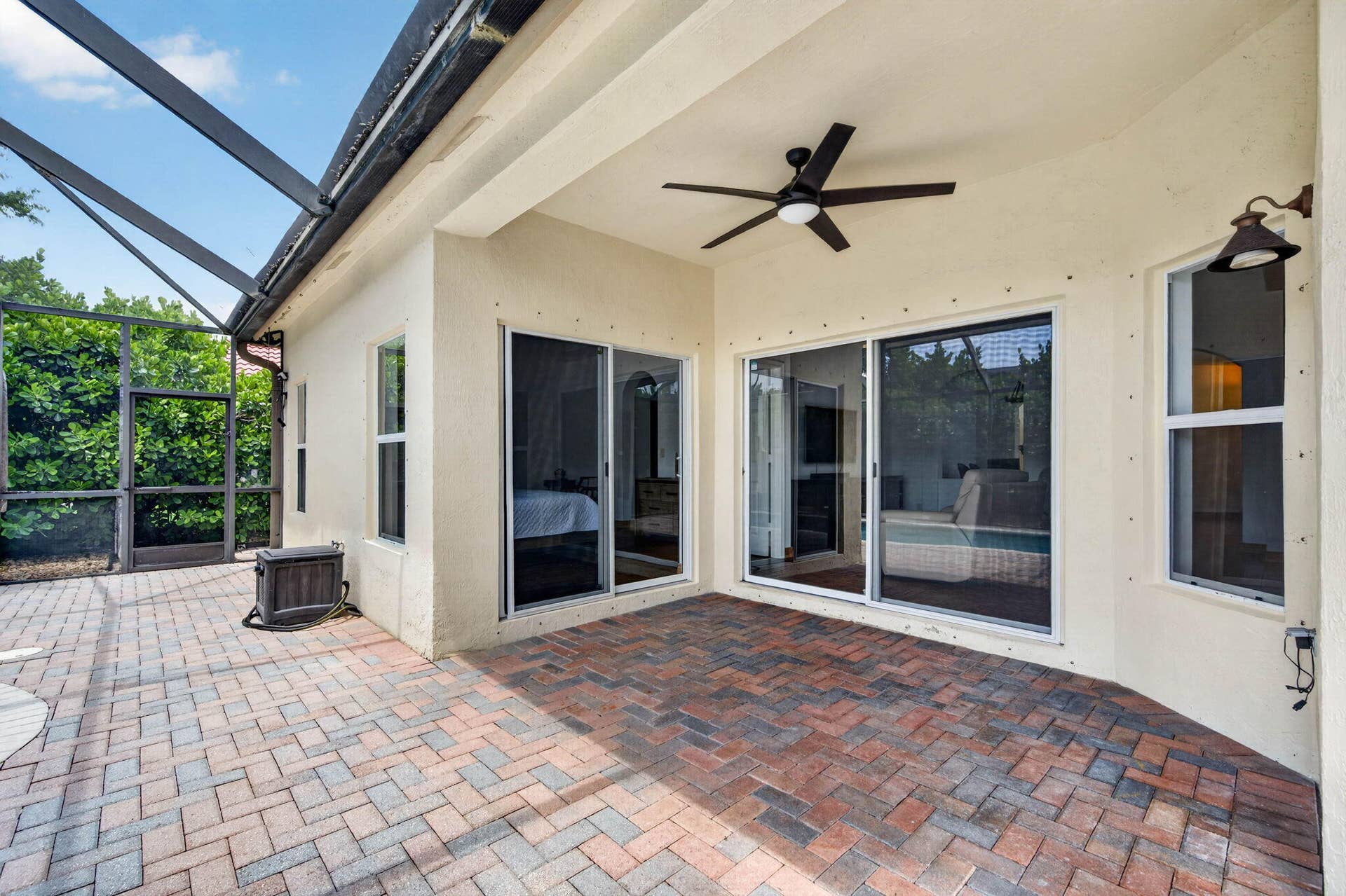 11026 NW 62ND Court, Parkland, FL 33076 54-web-or-mls-DSC_5034