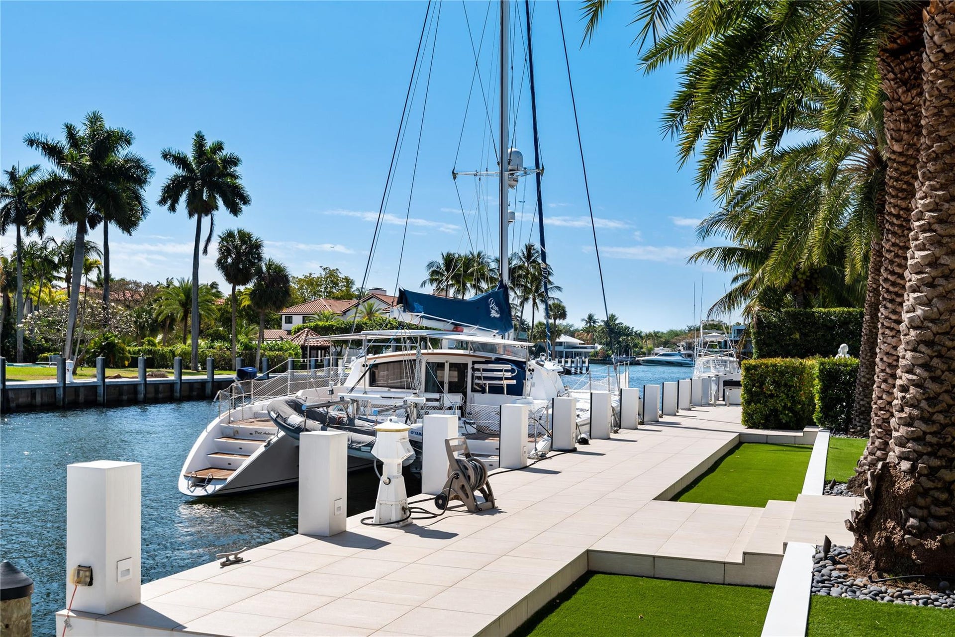 Dock