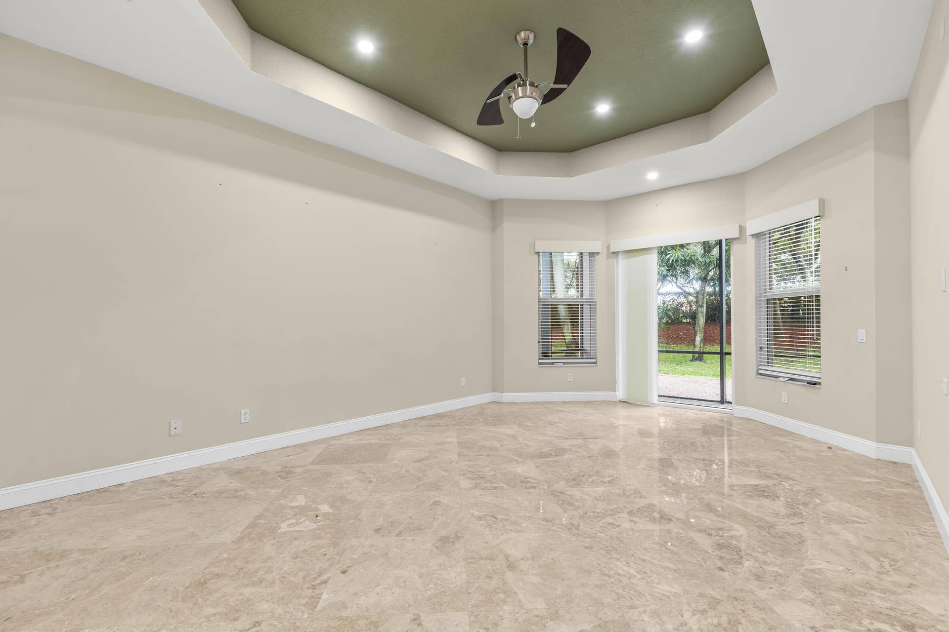 6966 Great Falls Circle, Boynton Beach, FL 33437 Primary Suite 1st floor