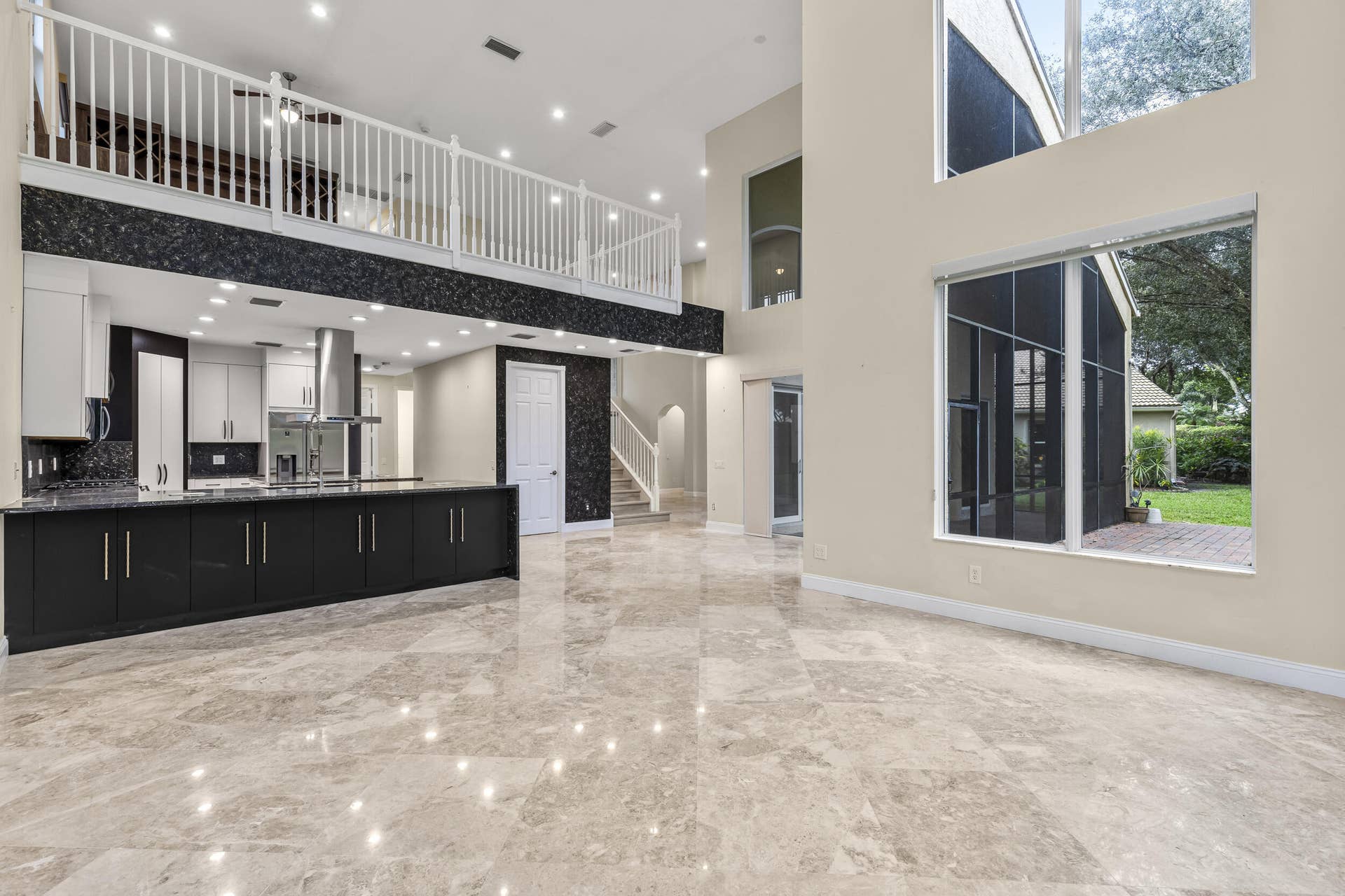 6966 Great Falls Circle, Boynton Beach, FL 33437 Kithcen and Family Room