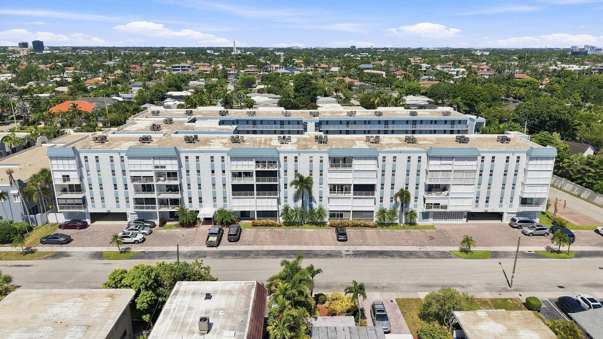 4629 POINCIANA Street, #304, Lauderdale By The Sea, FL 33308 32_dji_20260818232804_0014_d