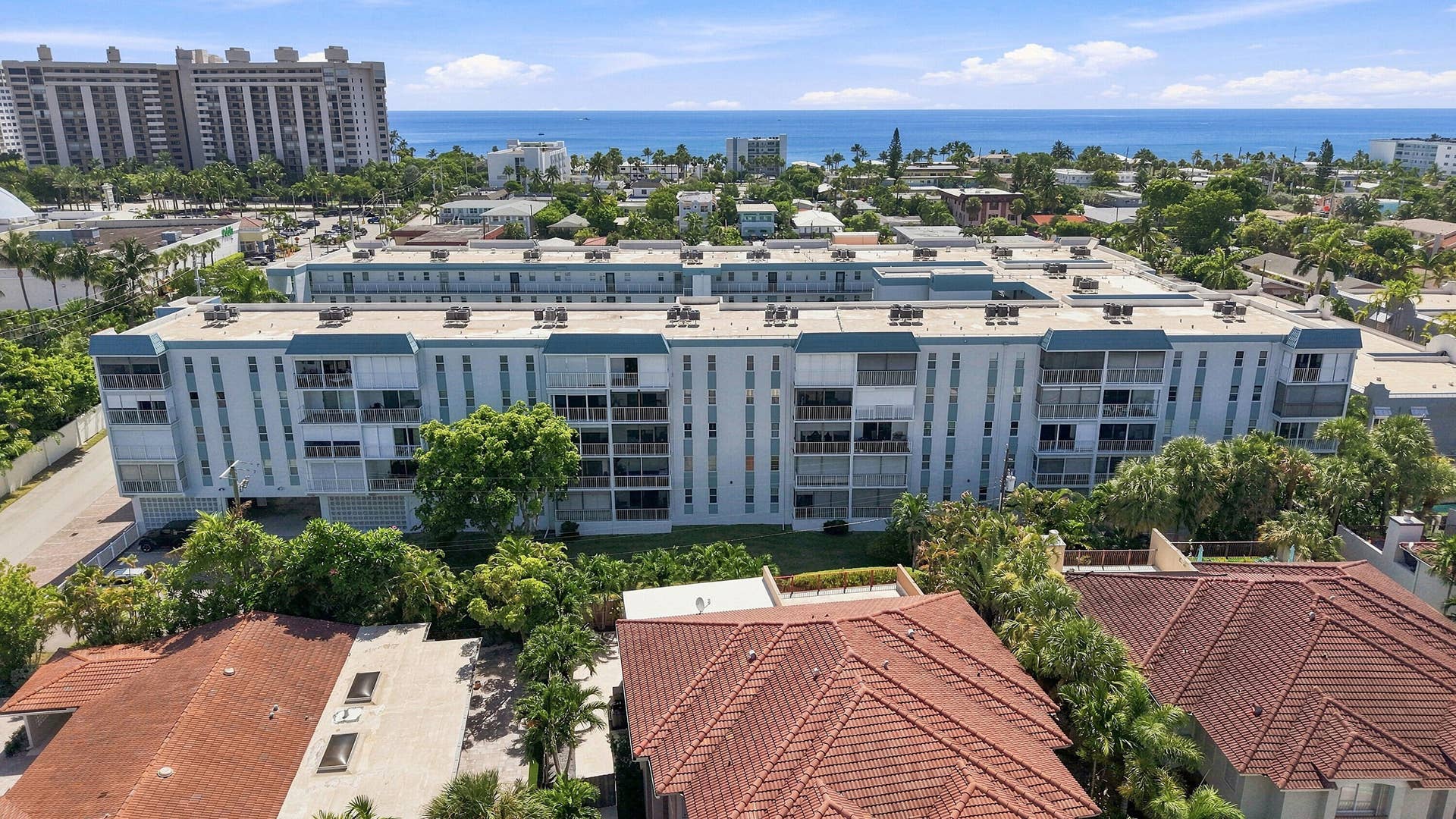 4629 POINCIANA Street, #304, Lauderdale By The Sea, FL 33308 38_dji_20260818233047_0020_d