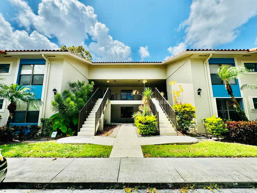Property photo for 1541 BALFOUR POINT Drive, #D, West Palm Beach, FL