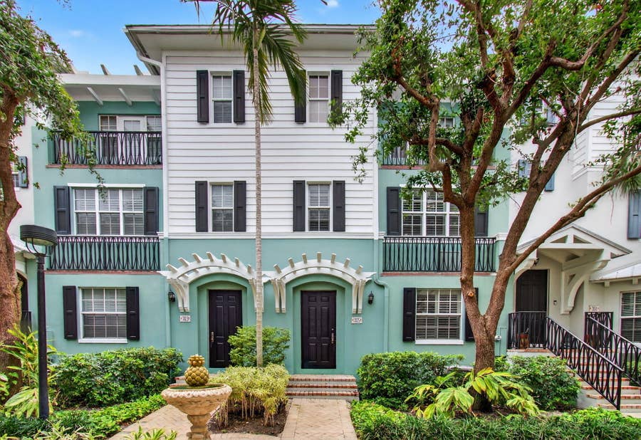 Property photo for 365 W Mallory Circle, Delray Beach, FL