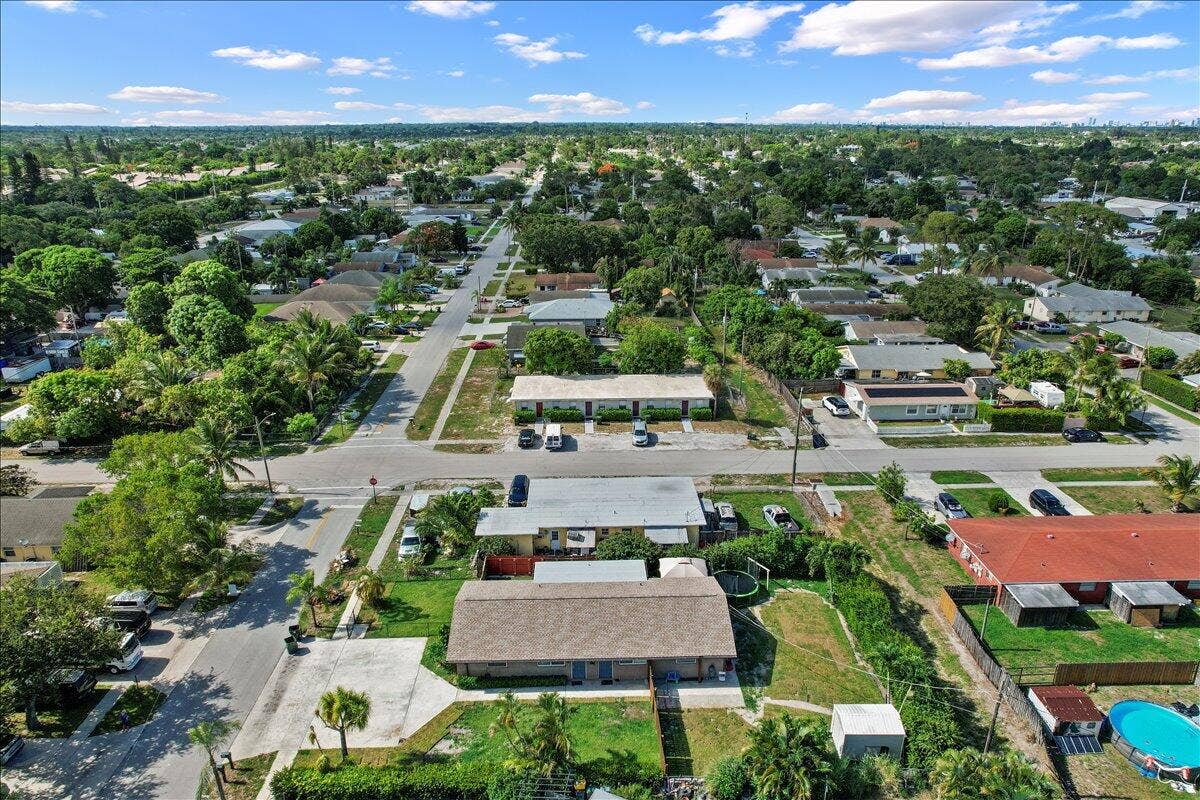 260 JENNINGS Avenue, #262, Greenacres, Greenacres, FL 33463 21-DJI_0313