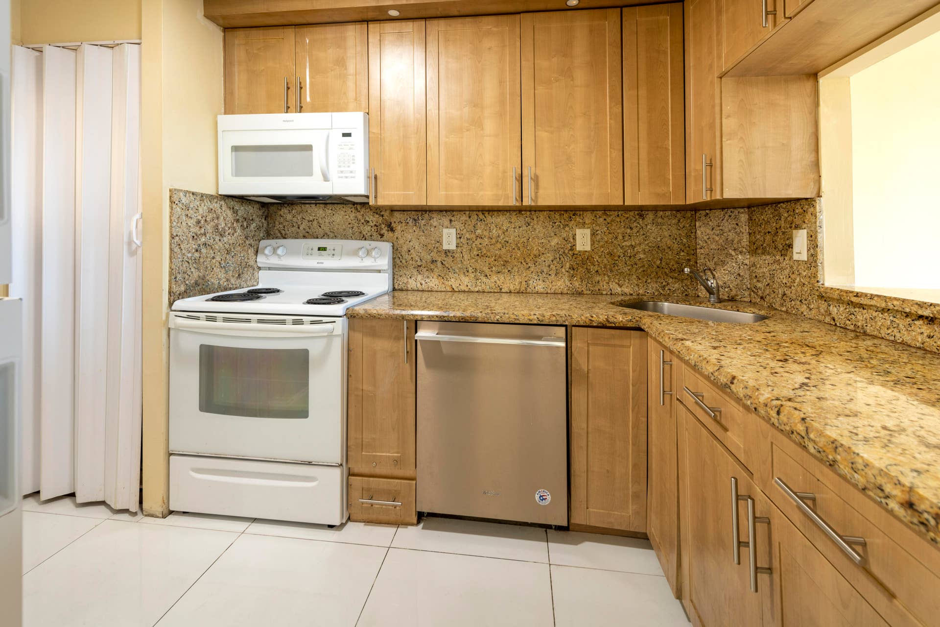 Large Kitchen with granite countertops