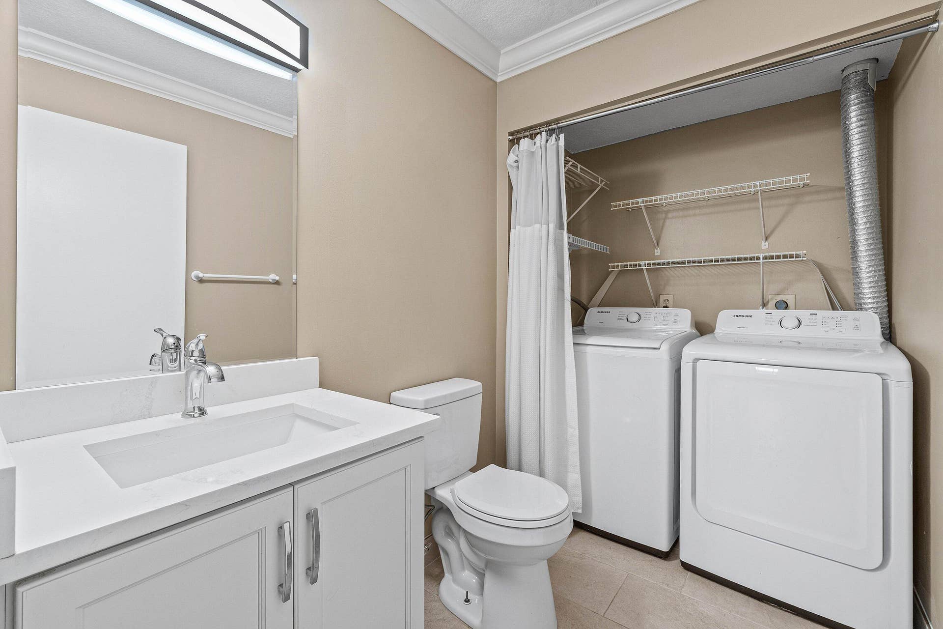 7754 Courtyard Run W, Boca Raton, FL 33433 Powder Room / Laundry Room