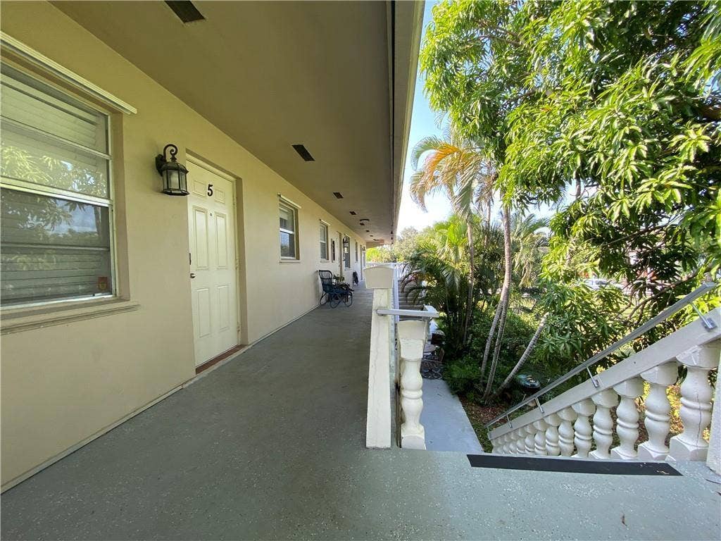 624 NE 10th Avenue, #5, Fort Lauderdale, FL 33304 GetMedia - 2026-08-19T131341.680