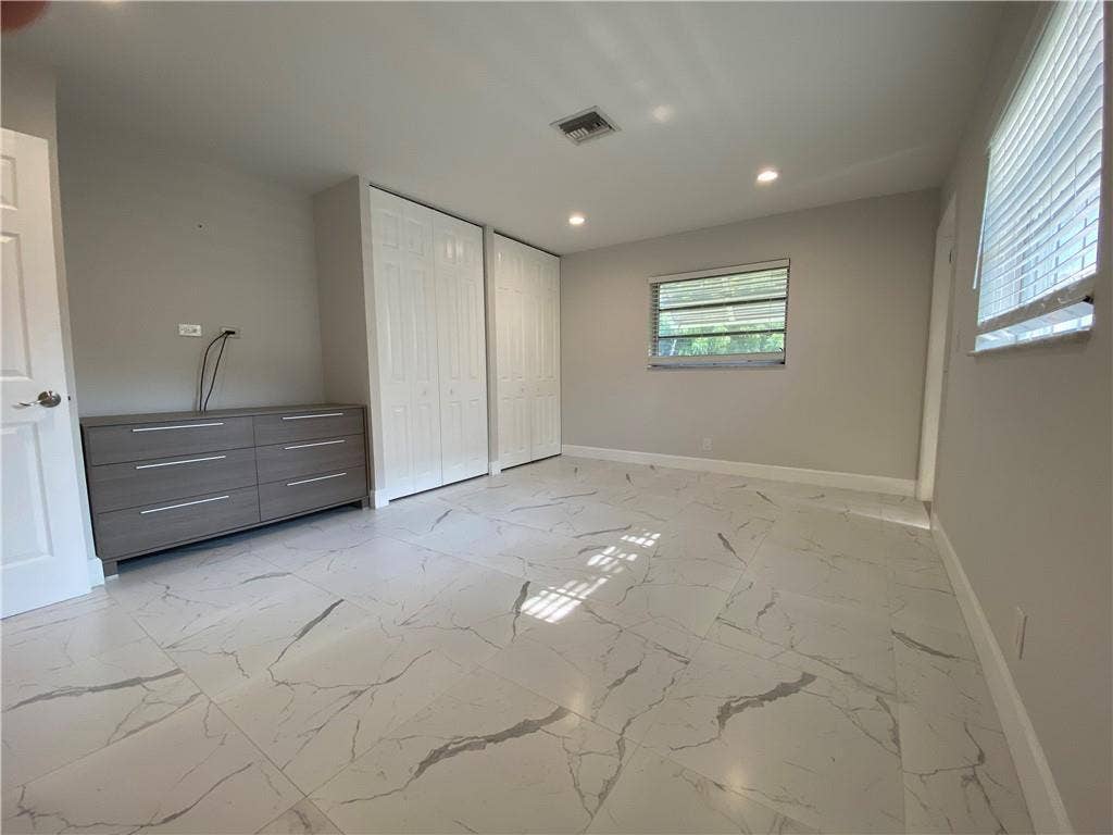 624 NE 10th Avenue, #5, Fort Lauderdale, FL 33304 GetMedia - 2026-08-19T131327.408