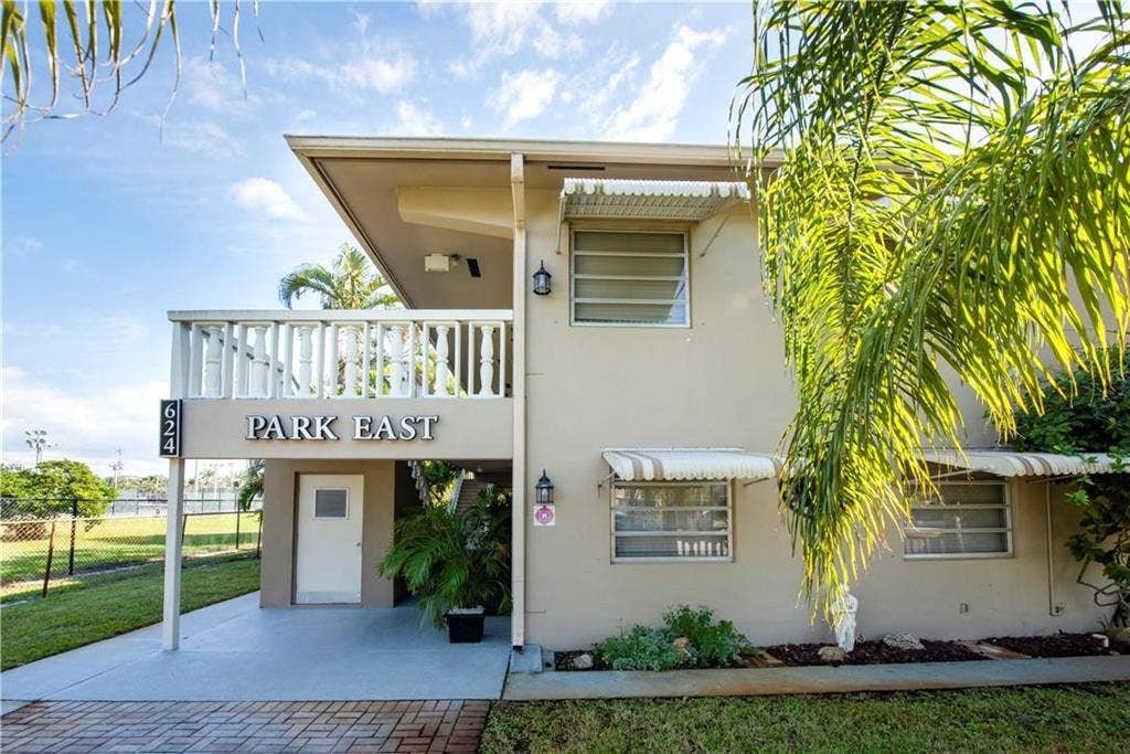 624 NE 10th Avenue, #5, Fort Lauderdale, FL 33304 GetMedia - 2026-08-19T131231.763