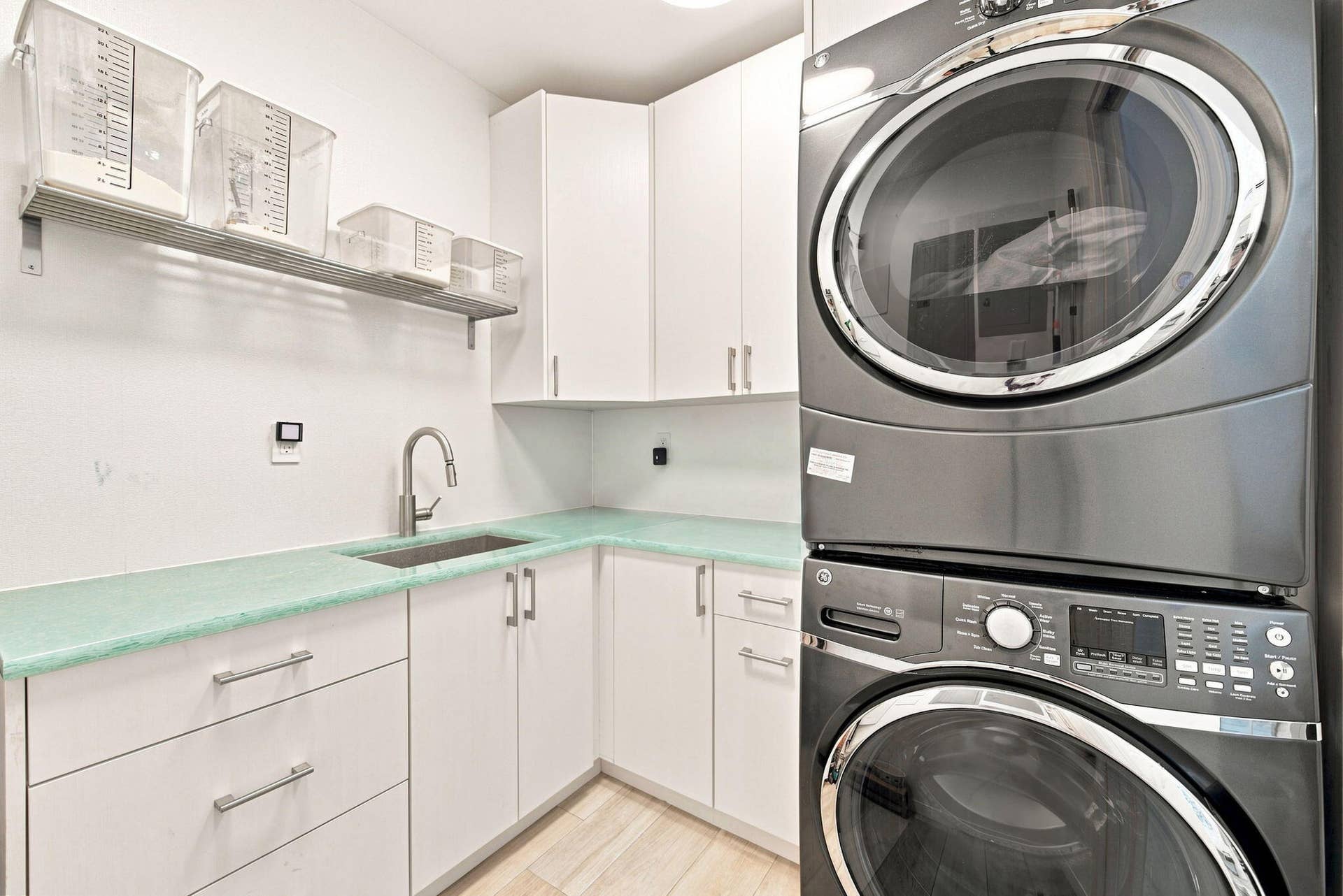 29-web-or-mls-121-s-gordon-rd