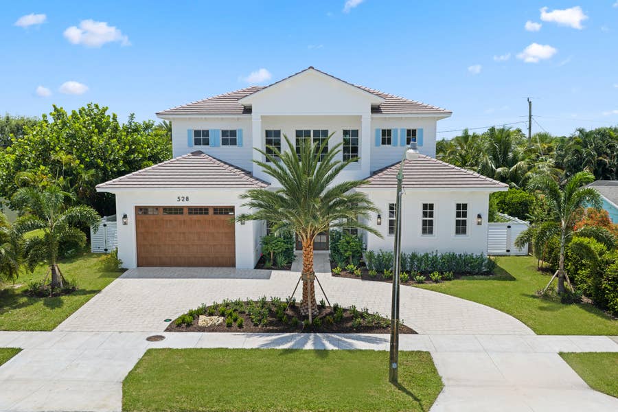 Property photo for 528 KINGFISH Road, North Palm Beach, FL