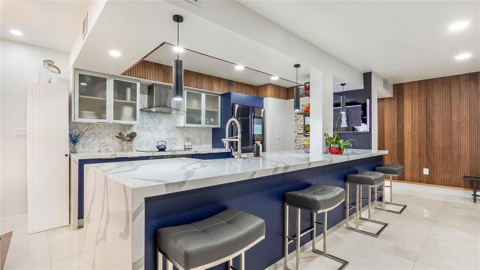 1410 Sheridan Street, #7I, Hollywood, FL 33020 GetMedia - 2026-08-19T145403.908