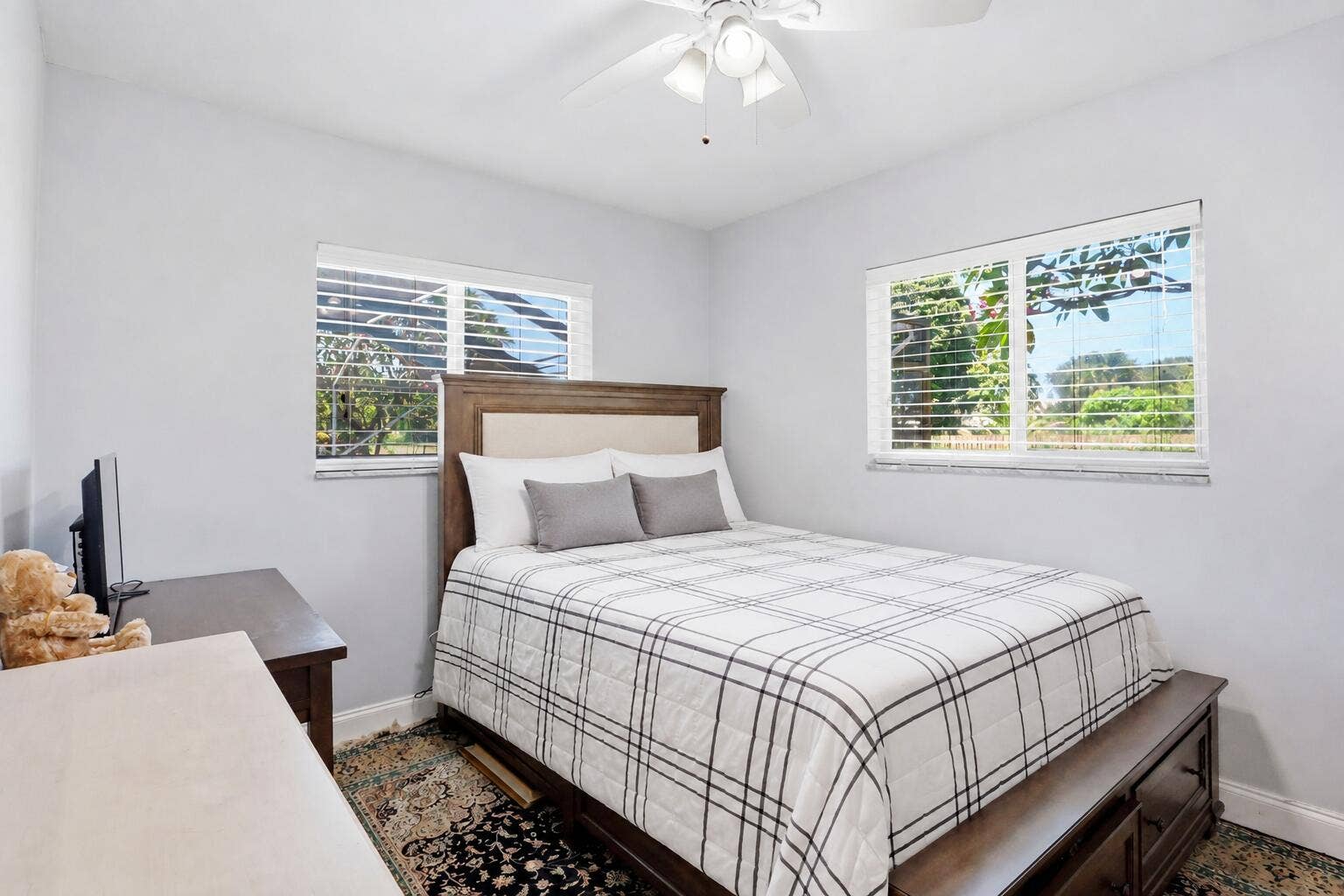 115 Orchard Ridge Lane, Boca Raton, FL 33431 3rd bedroom. (virtually staged for illustrative purposes; no permanent features or finishes have been altered)
