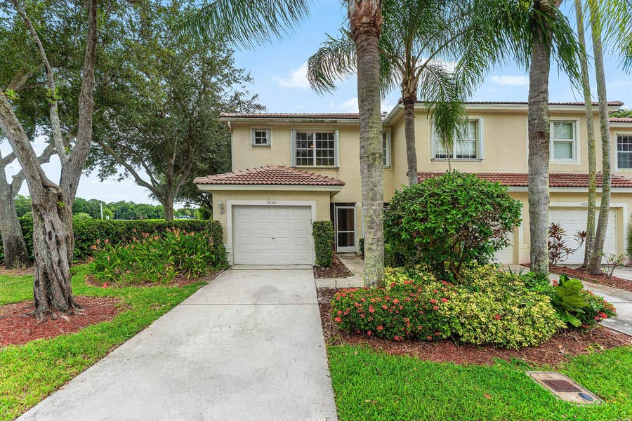Property photo for 9650 Lago Drive, Boynton Beach, FL